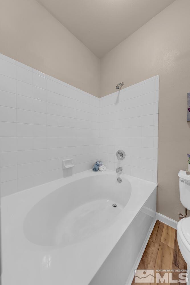 900 S Meadows Parkway, APT 1022