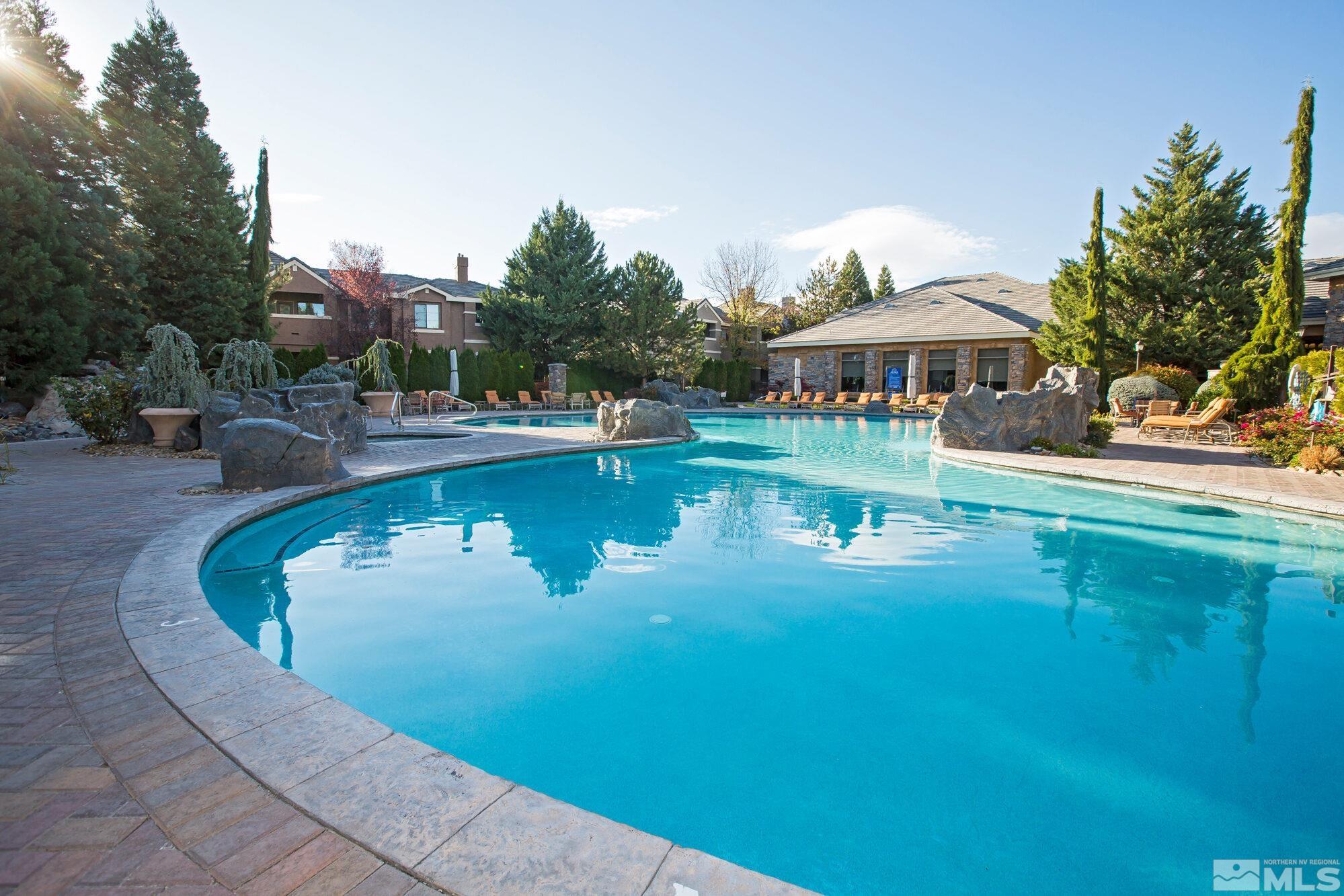 900 S Meadows Parkway, 5112