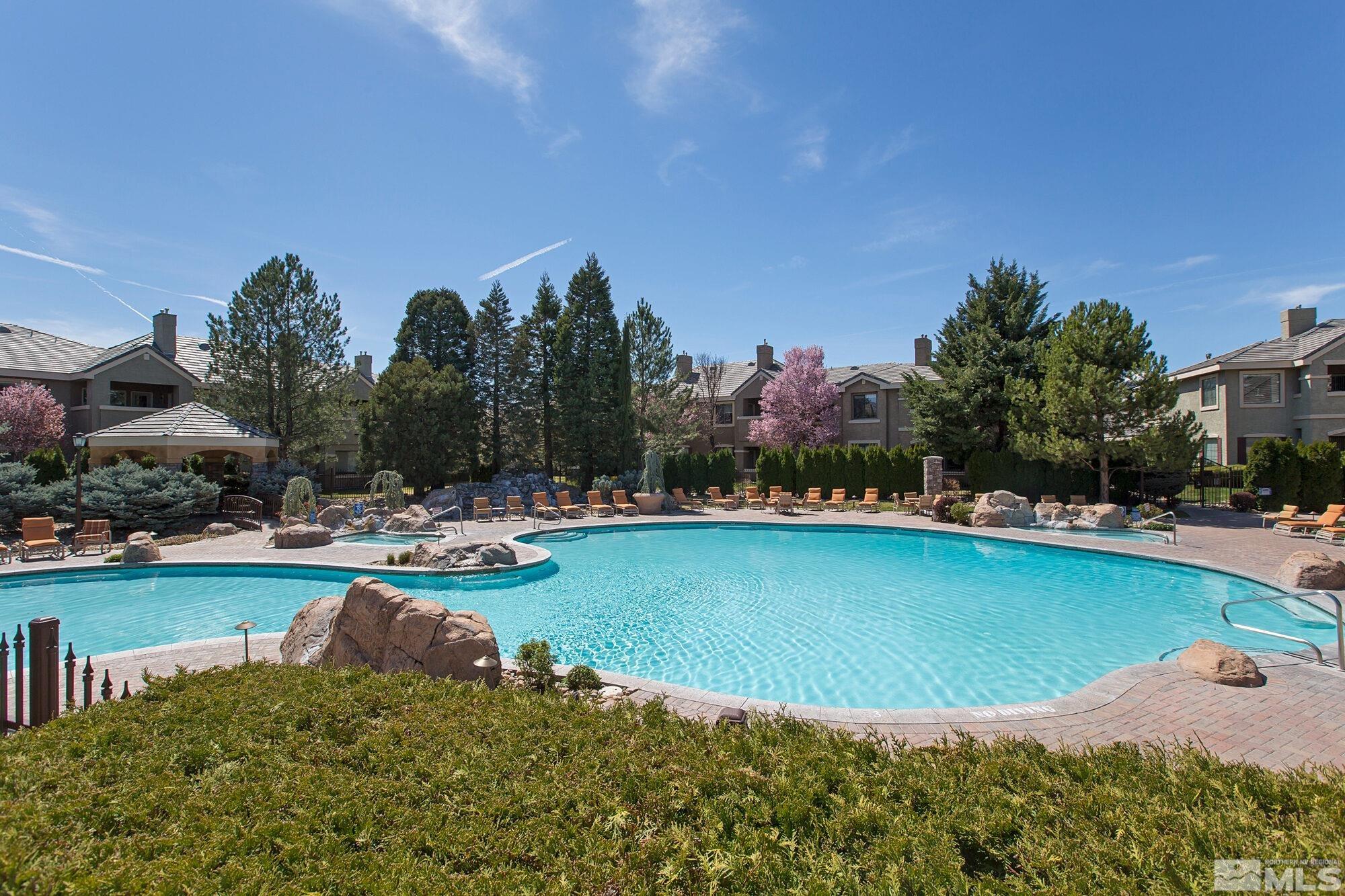900 S Meadows Parkway, 5112