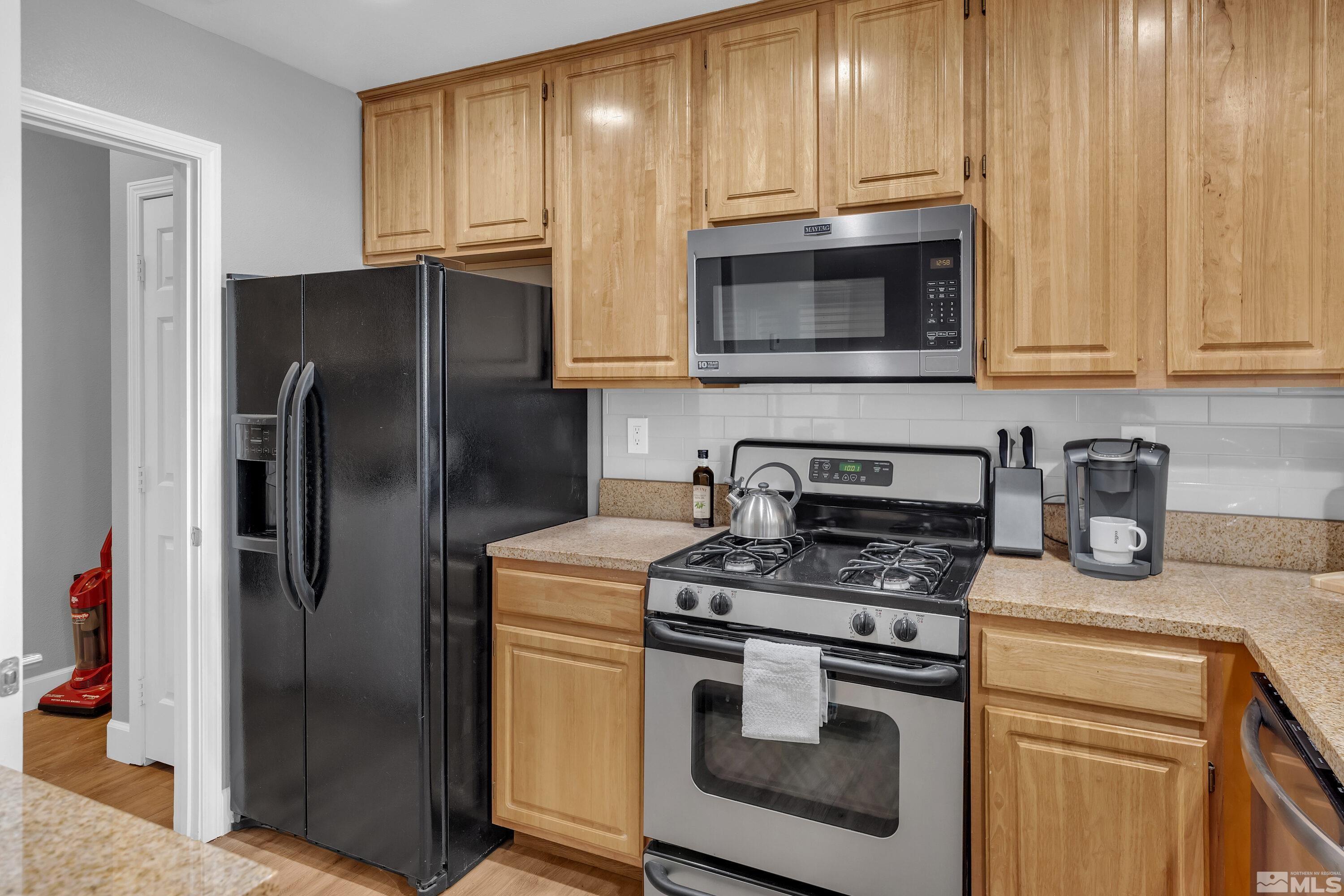900 S Meadows Parkway, 5112