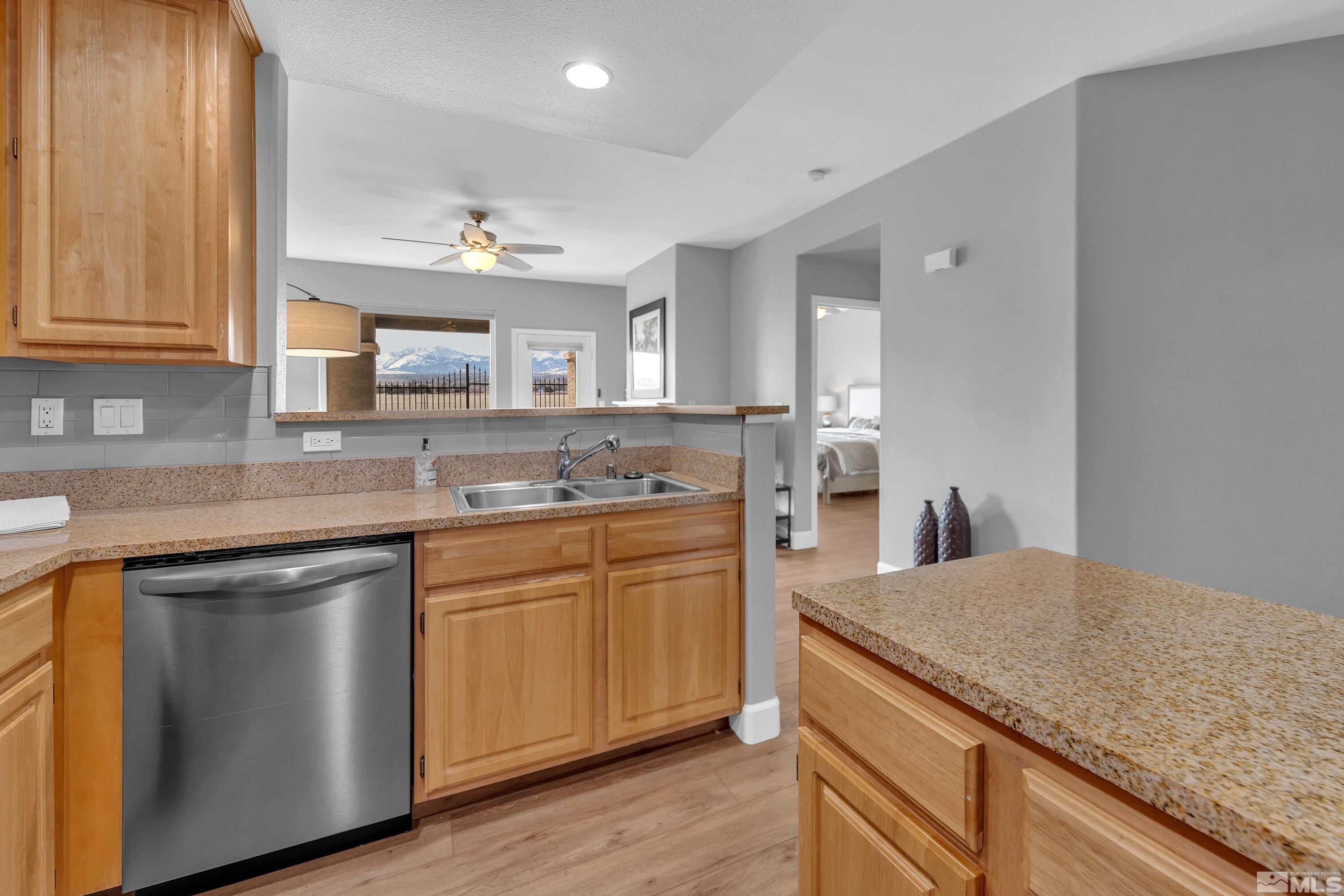 900 S Meadows Parkway, 5112
