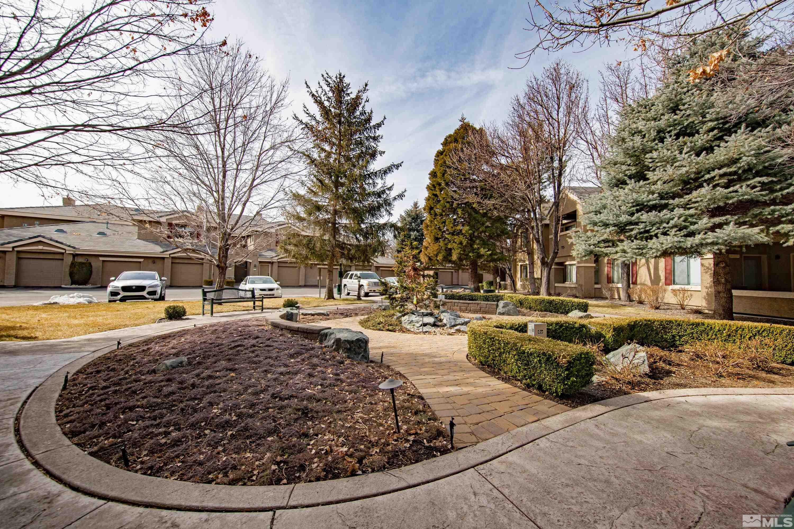 900 S Meadows Parkway, 5112