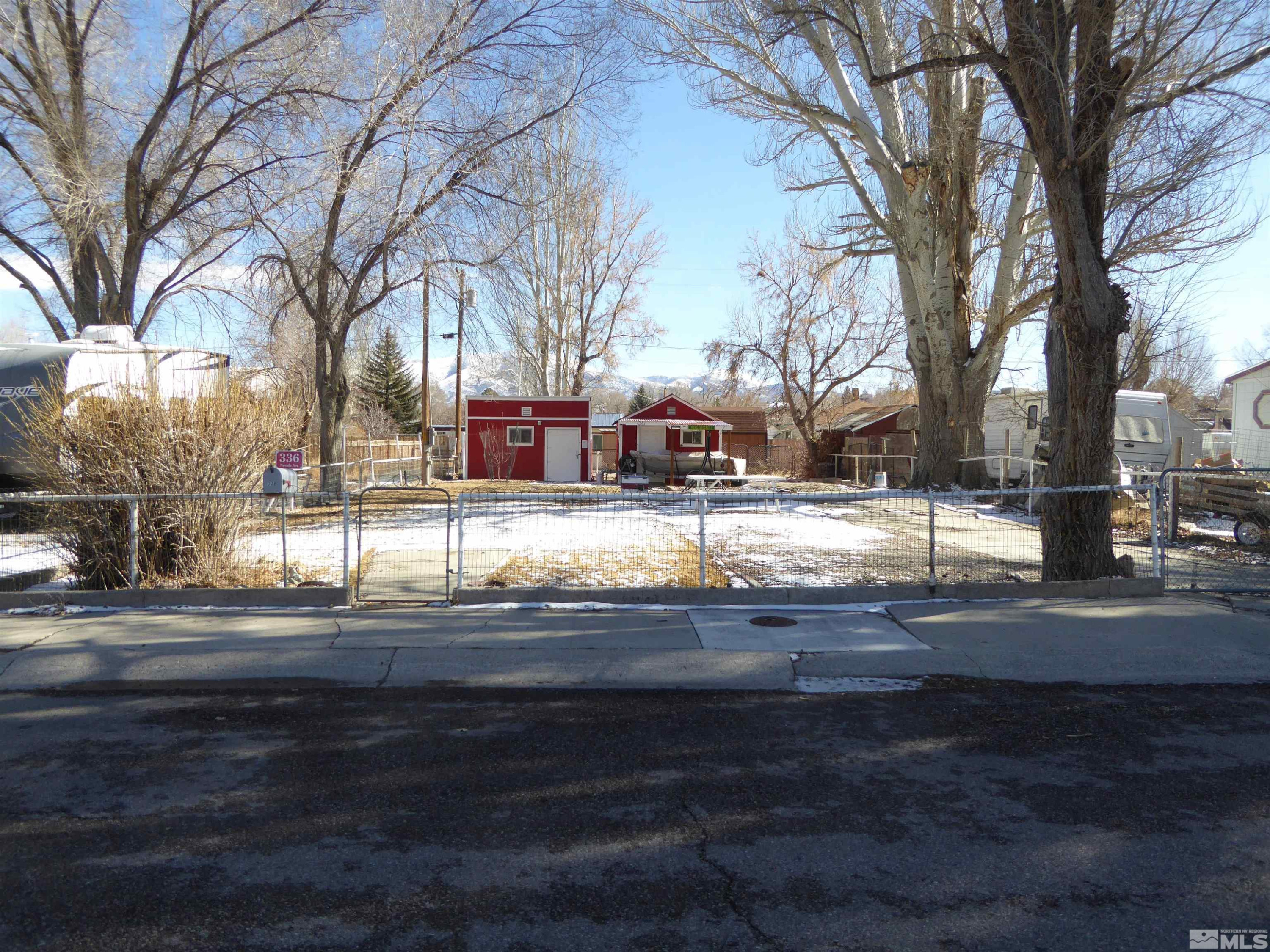 336 Nevada Avenue, 13 & 14