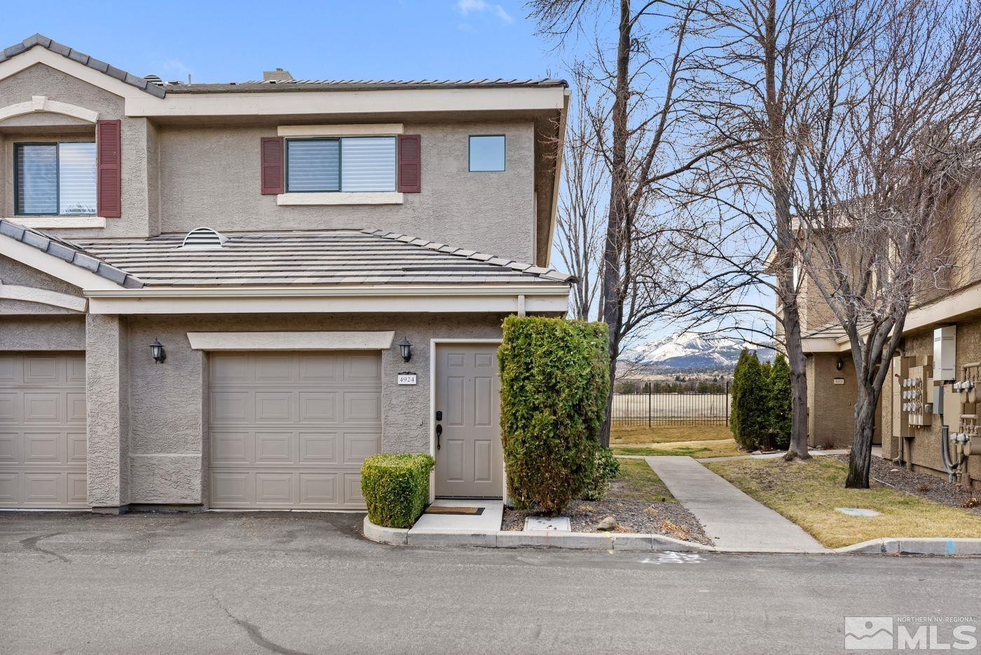 900 S Meadows Parkway, APT 4924