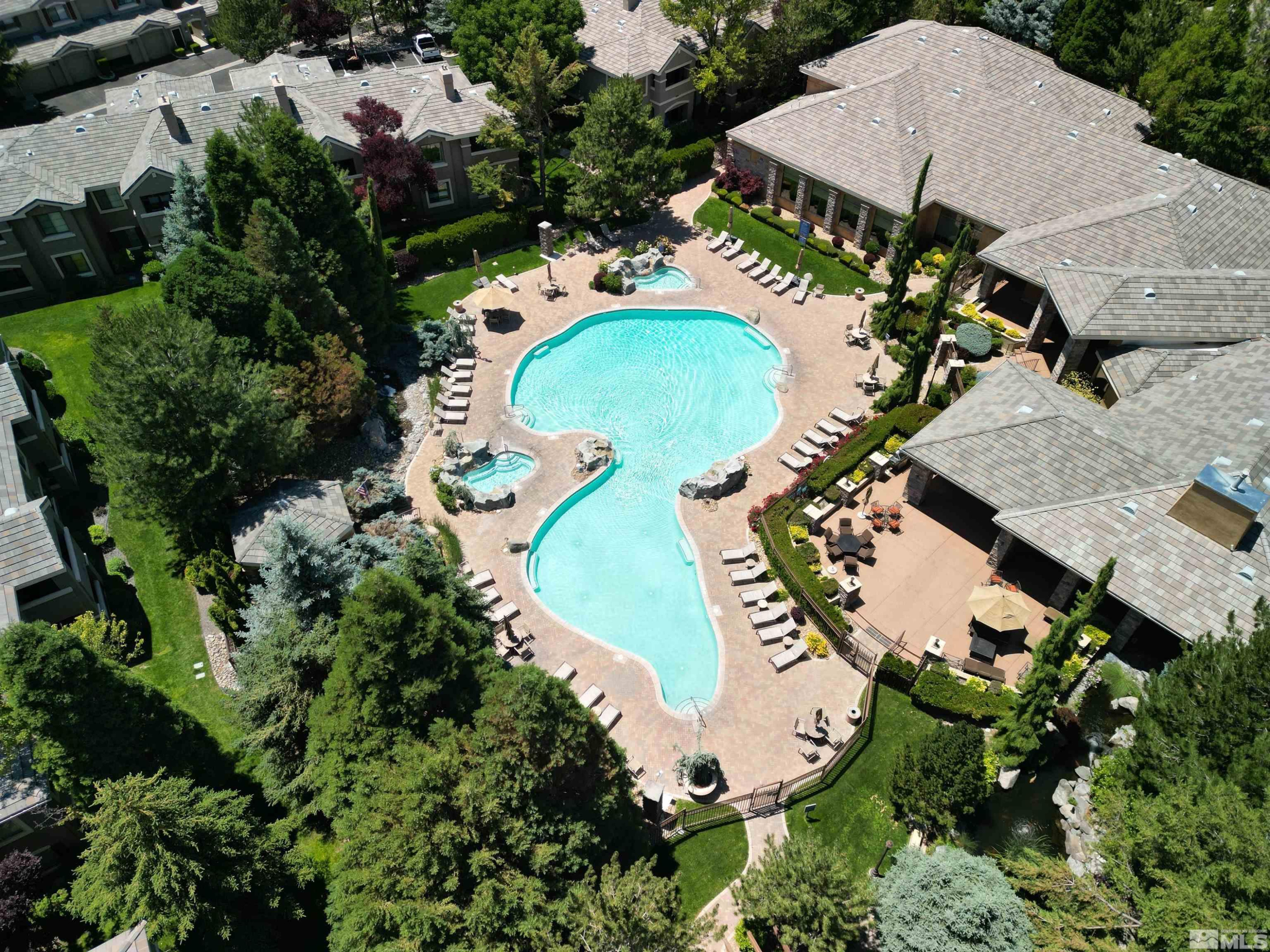 900 S Meadows Parkway, APT 4924