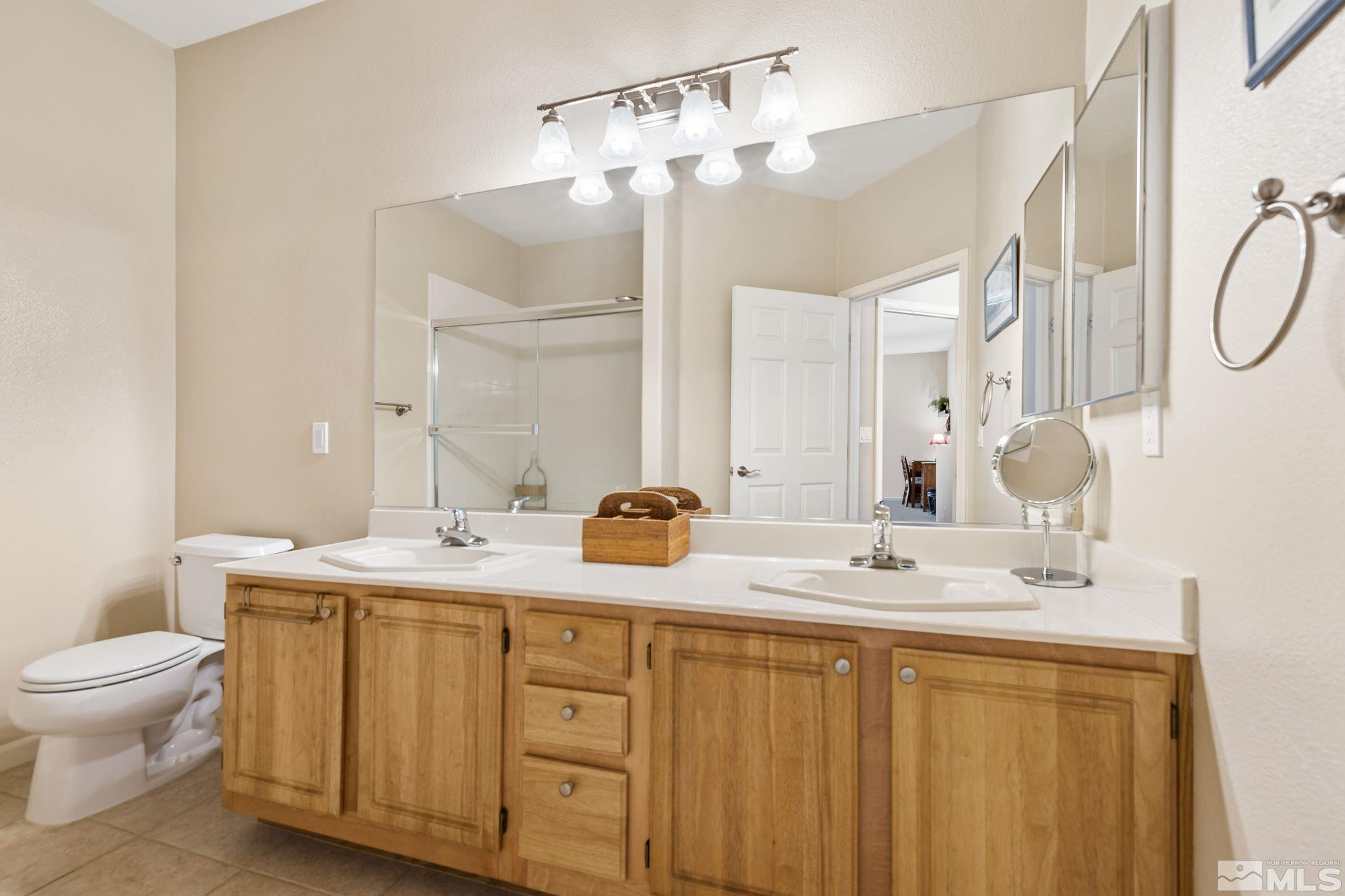 900 S Meadows Parkway, APT 4924