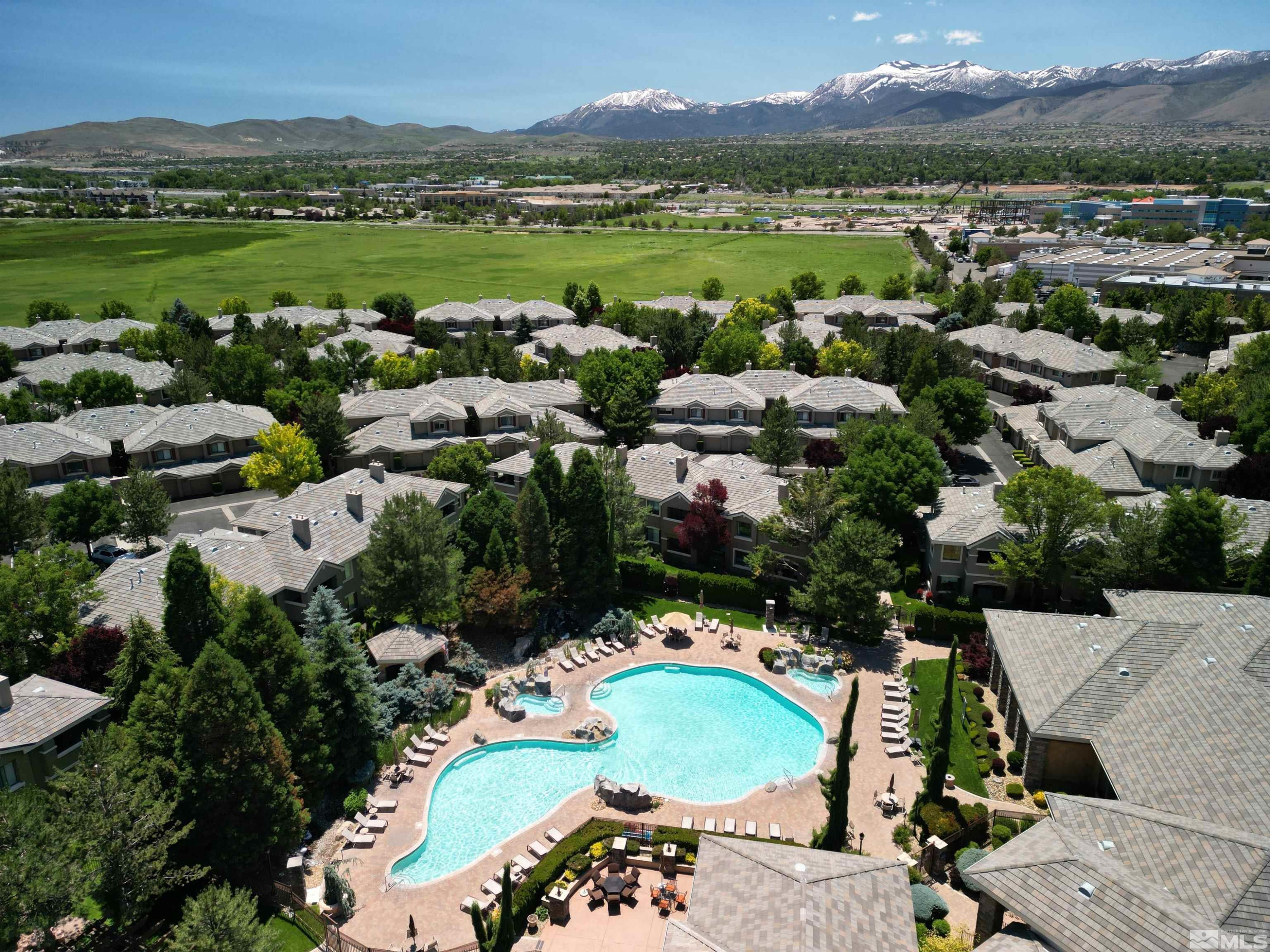 900 S Meadows Parkway, APT 4924