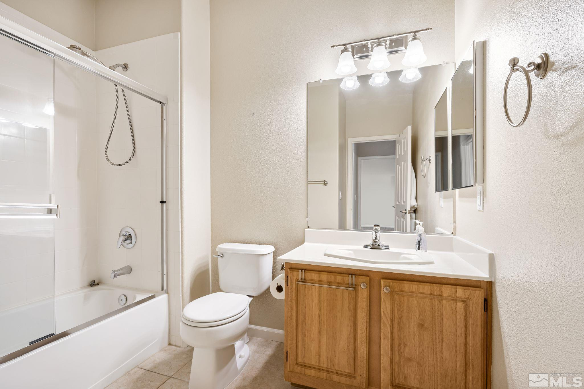 900 S Meadows Parkway, APT 4924