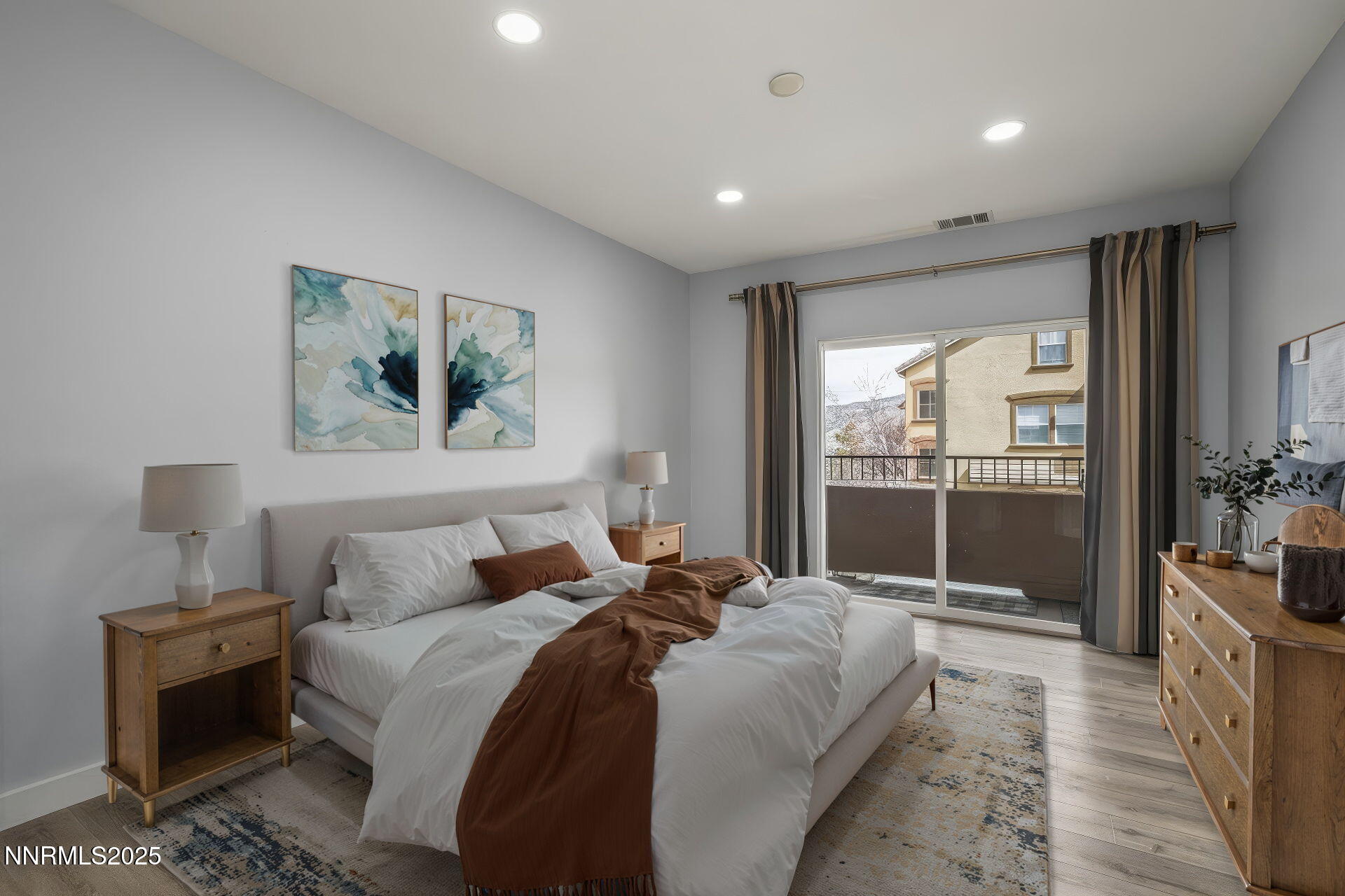 17000 Wedge Parkway, 3221