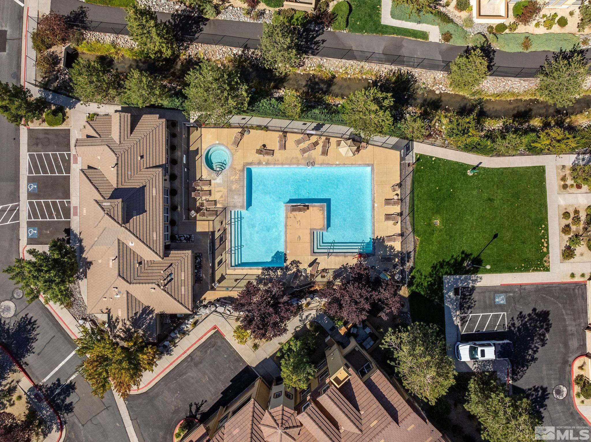 17000 Wedge Parkway, 3221