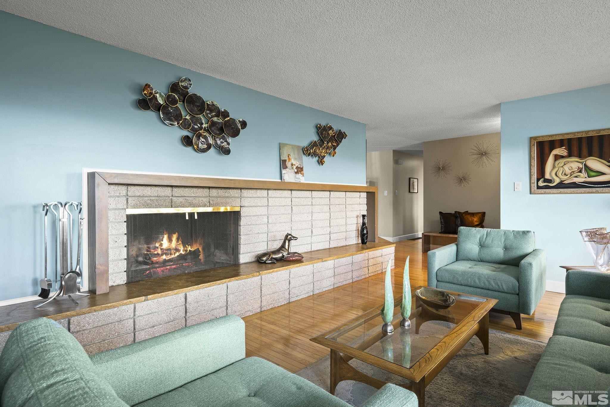 2135 Skyline Boulevard