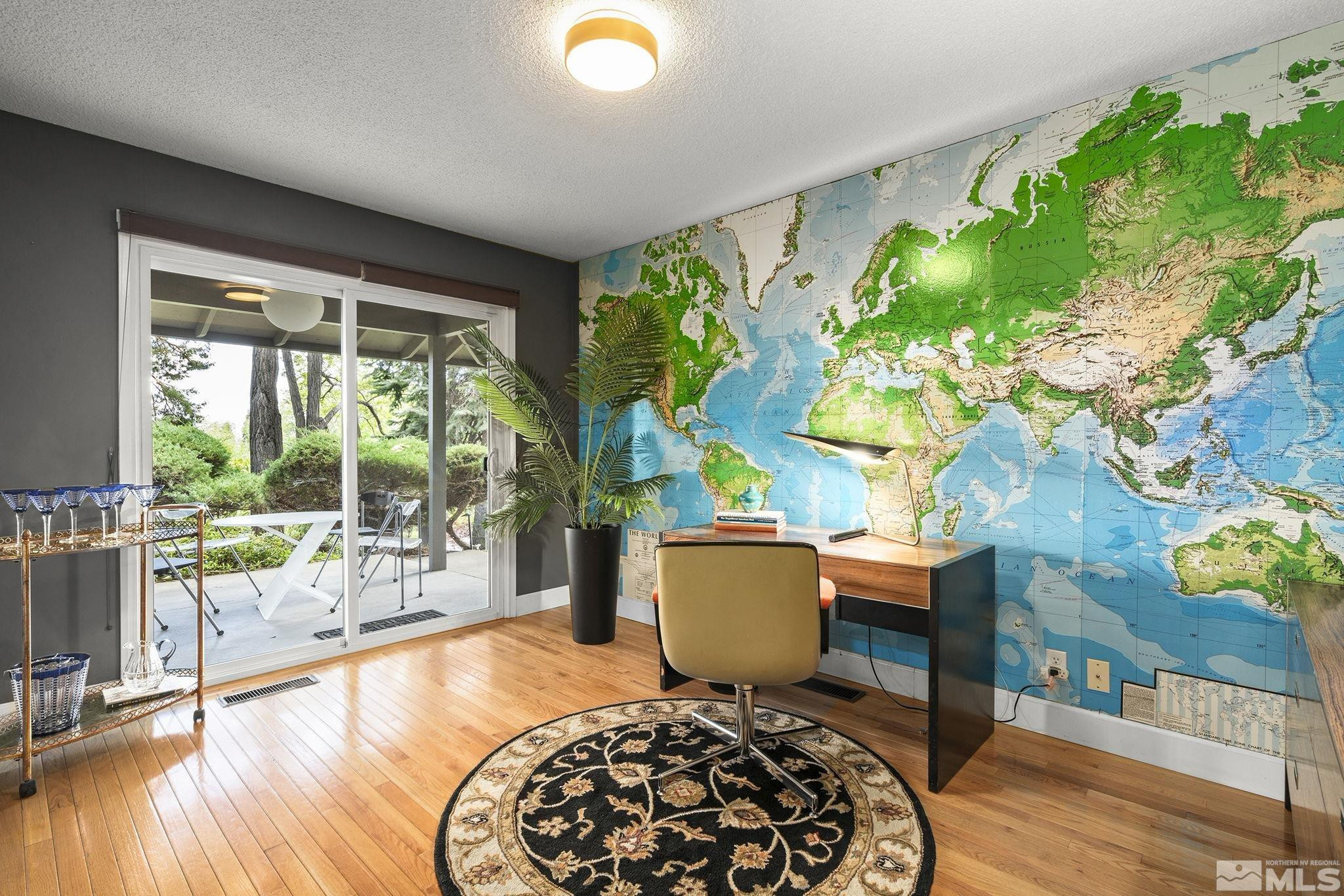 2135 Skyline Boulevard