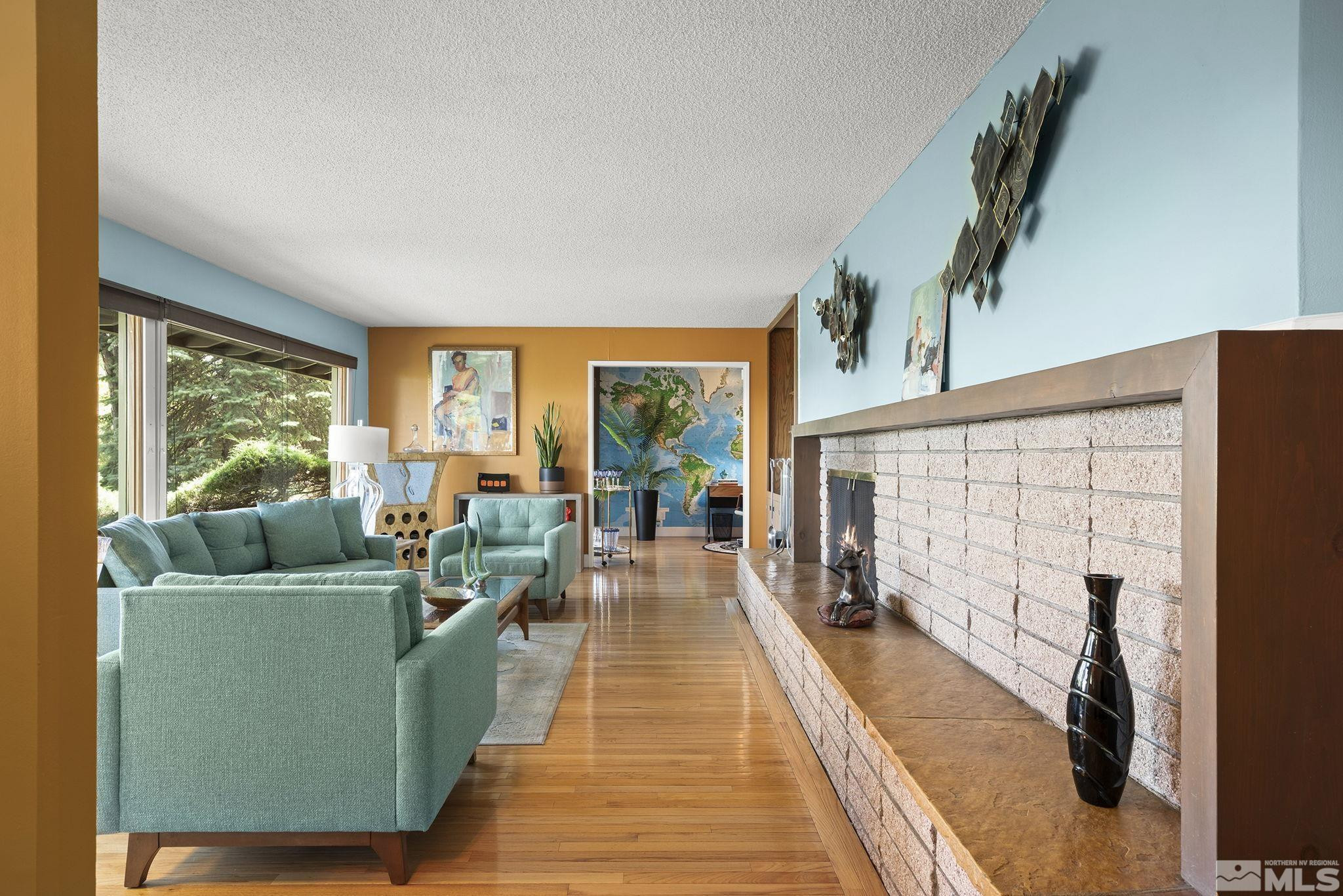 2135 Skyline Boulevard