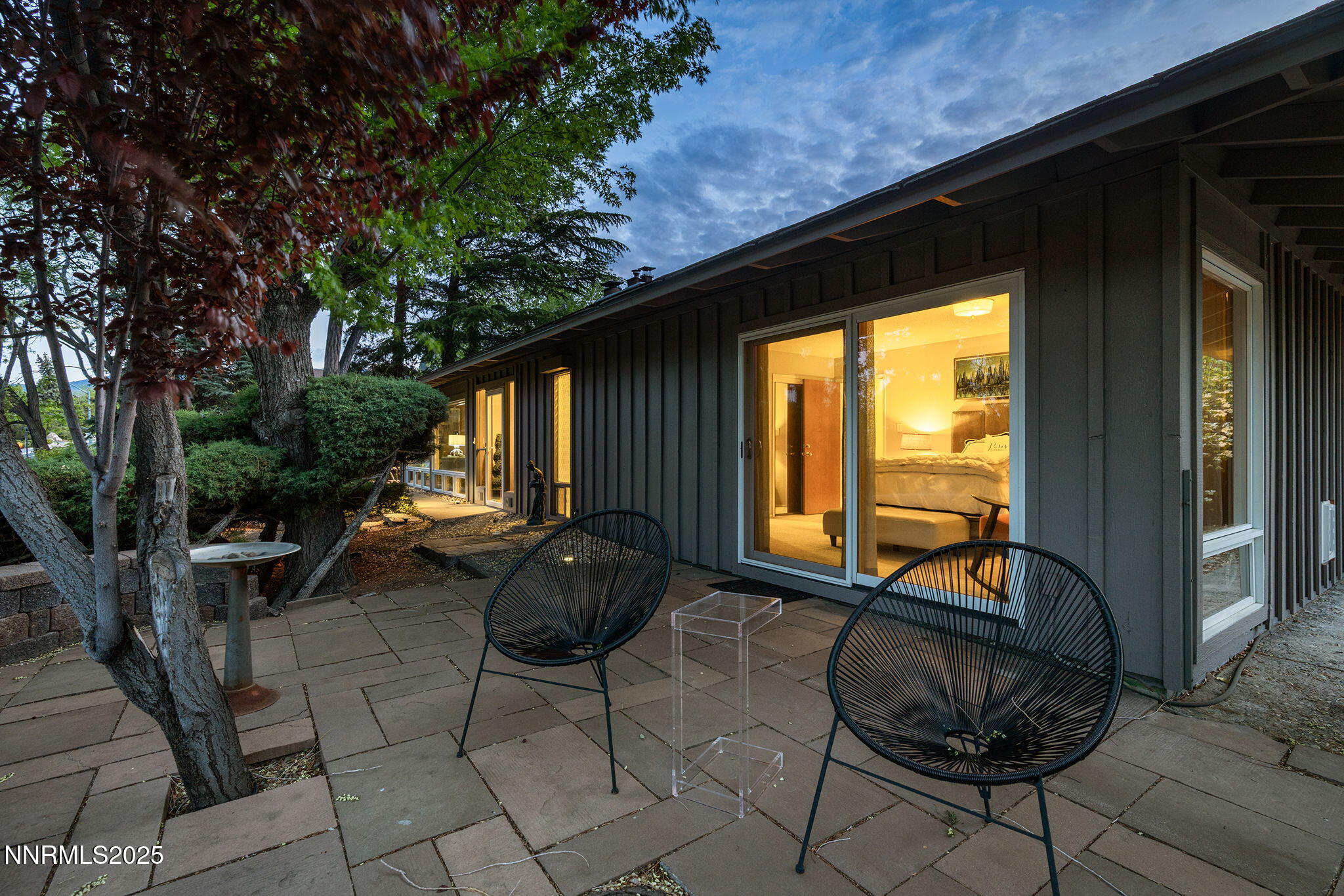 2135 Skyline Boulevard