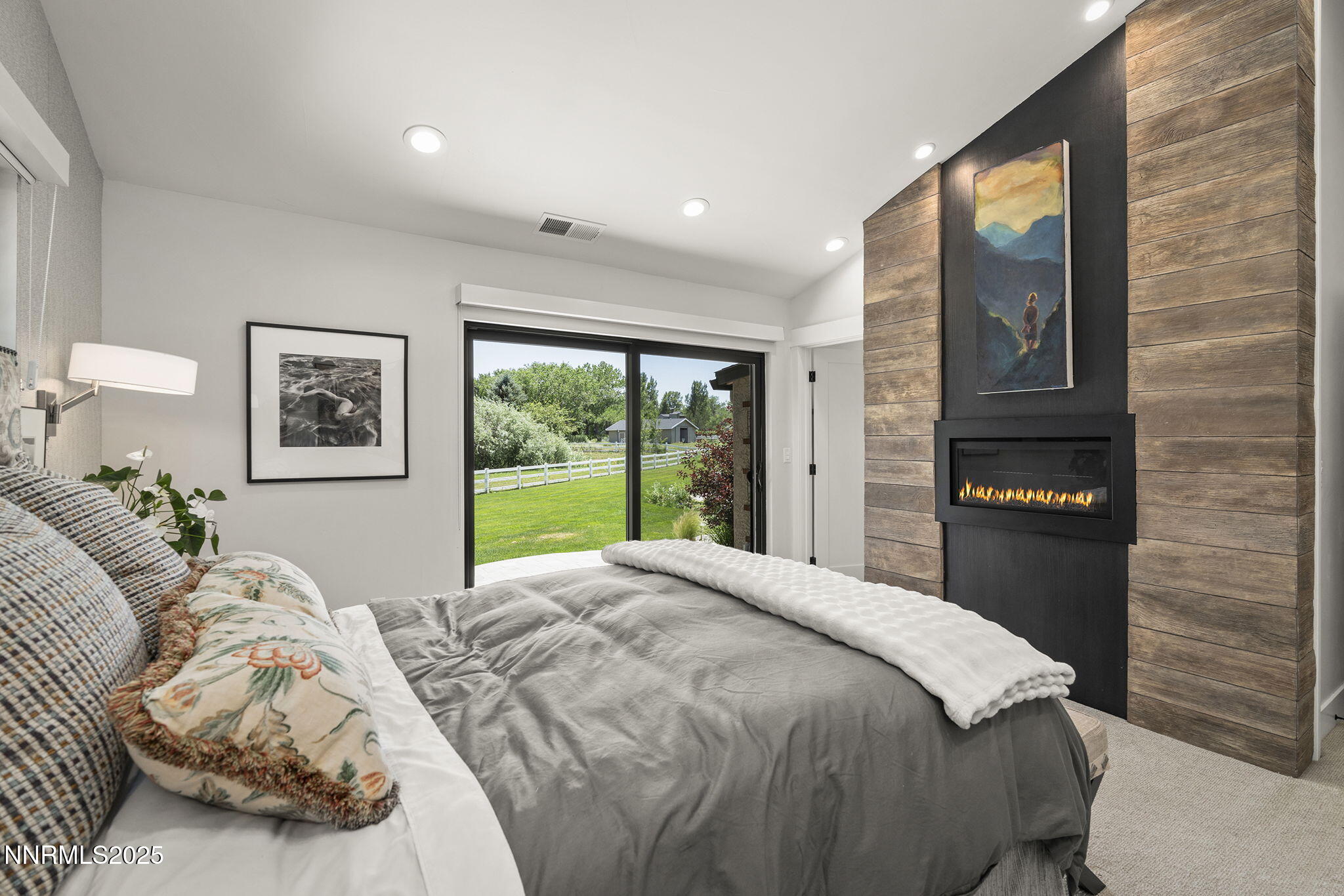 10594 Dixon Lane