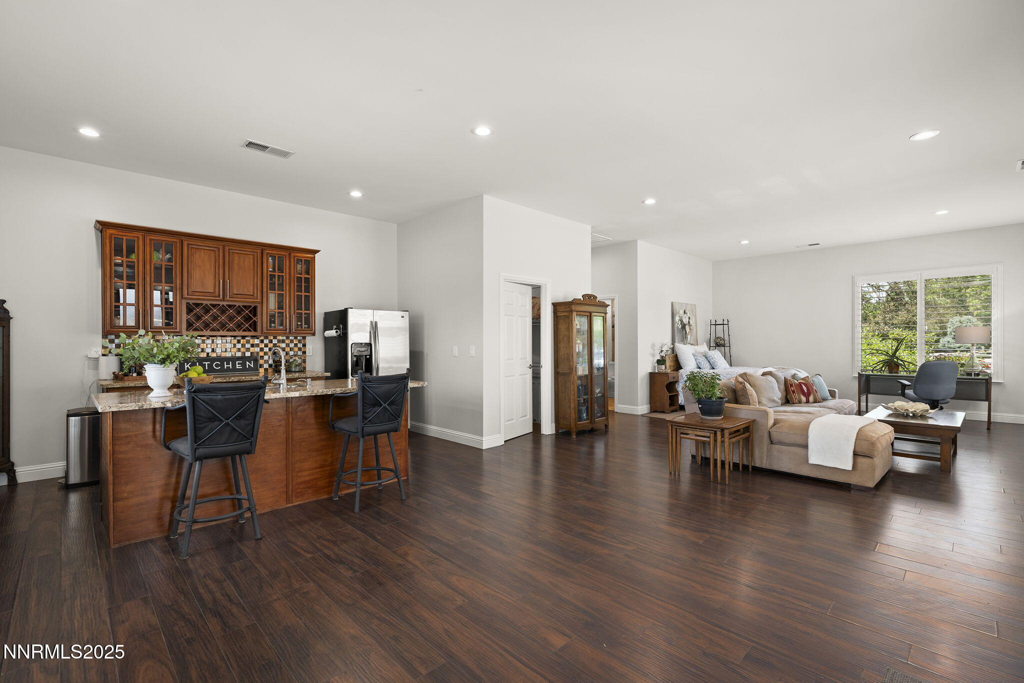10594 Dixon Lane