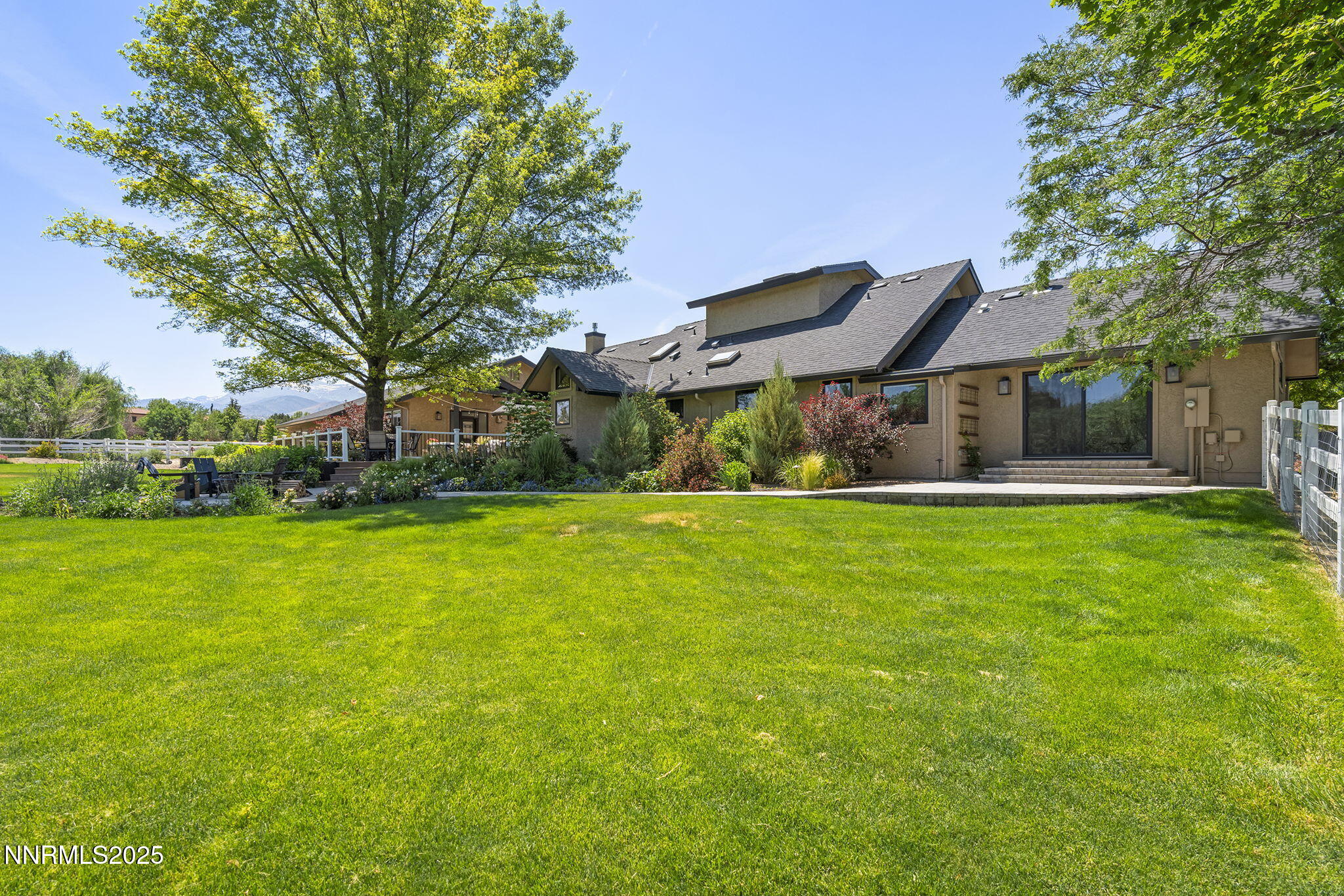 10594 Dixon Lane