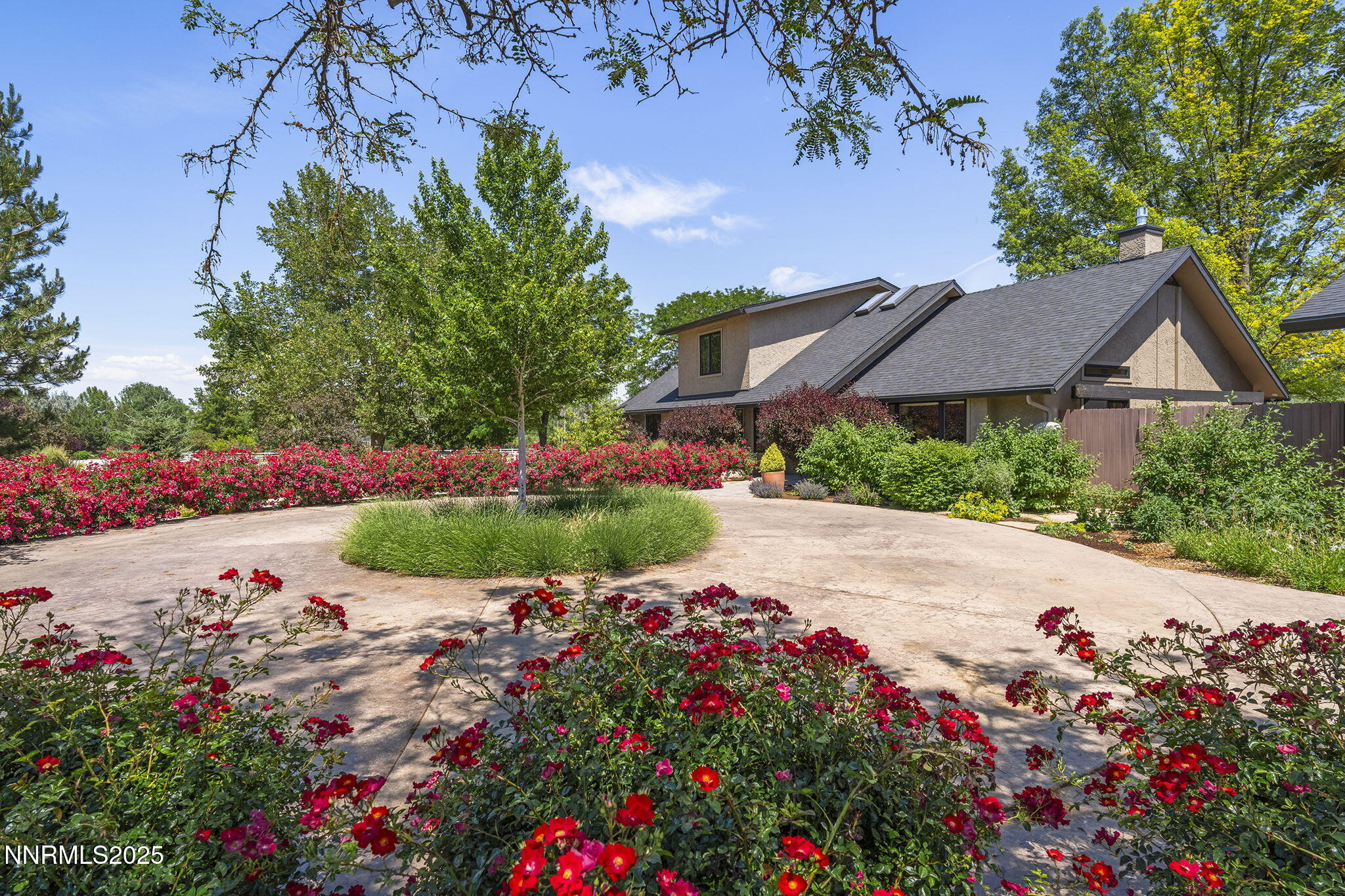 10594 Dixon Lane