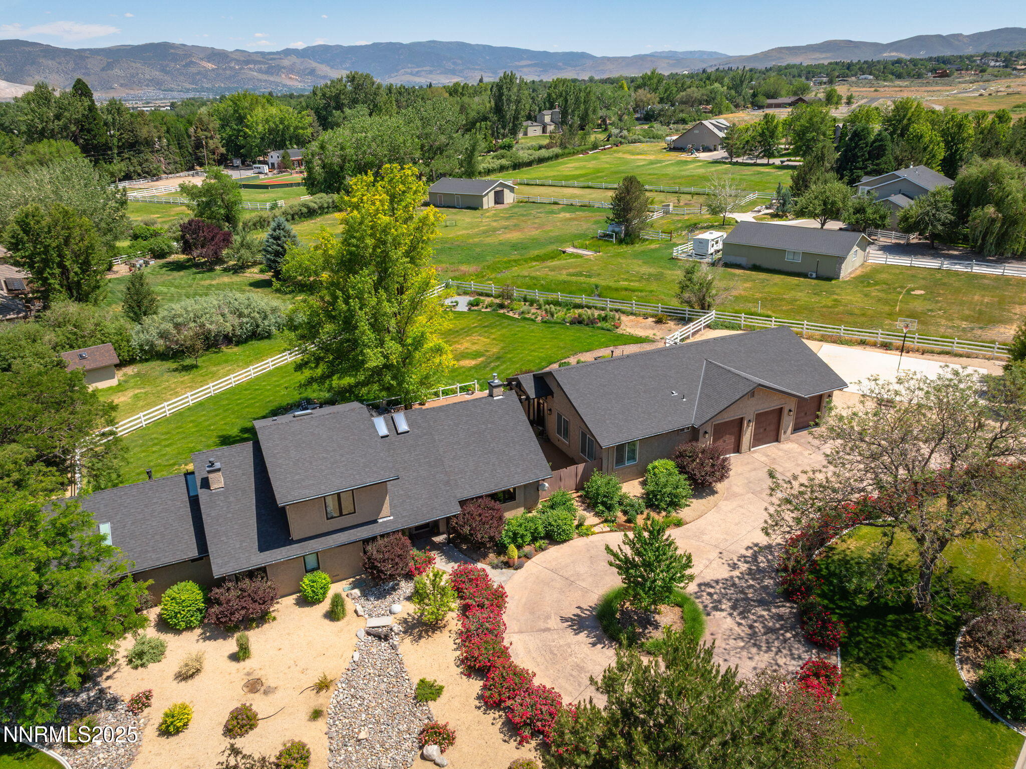 10594 Dixon Lane