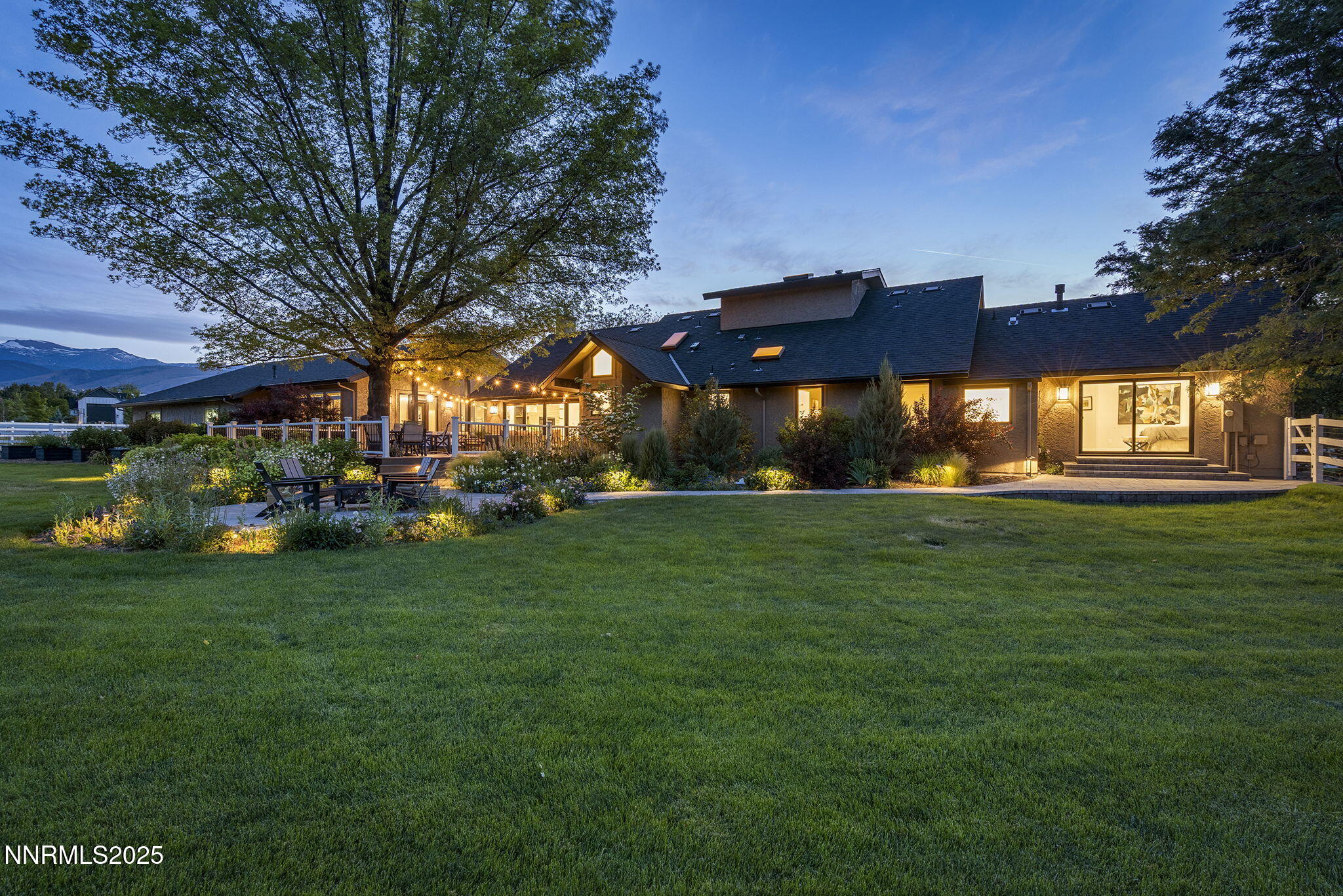 10594 Dixon Lane