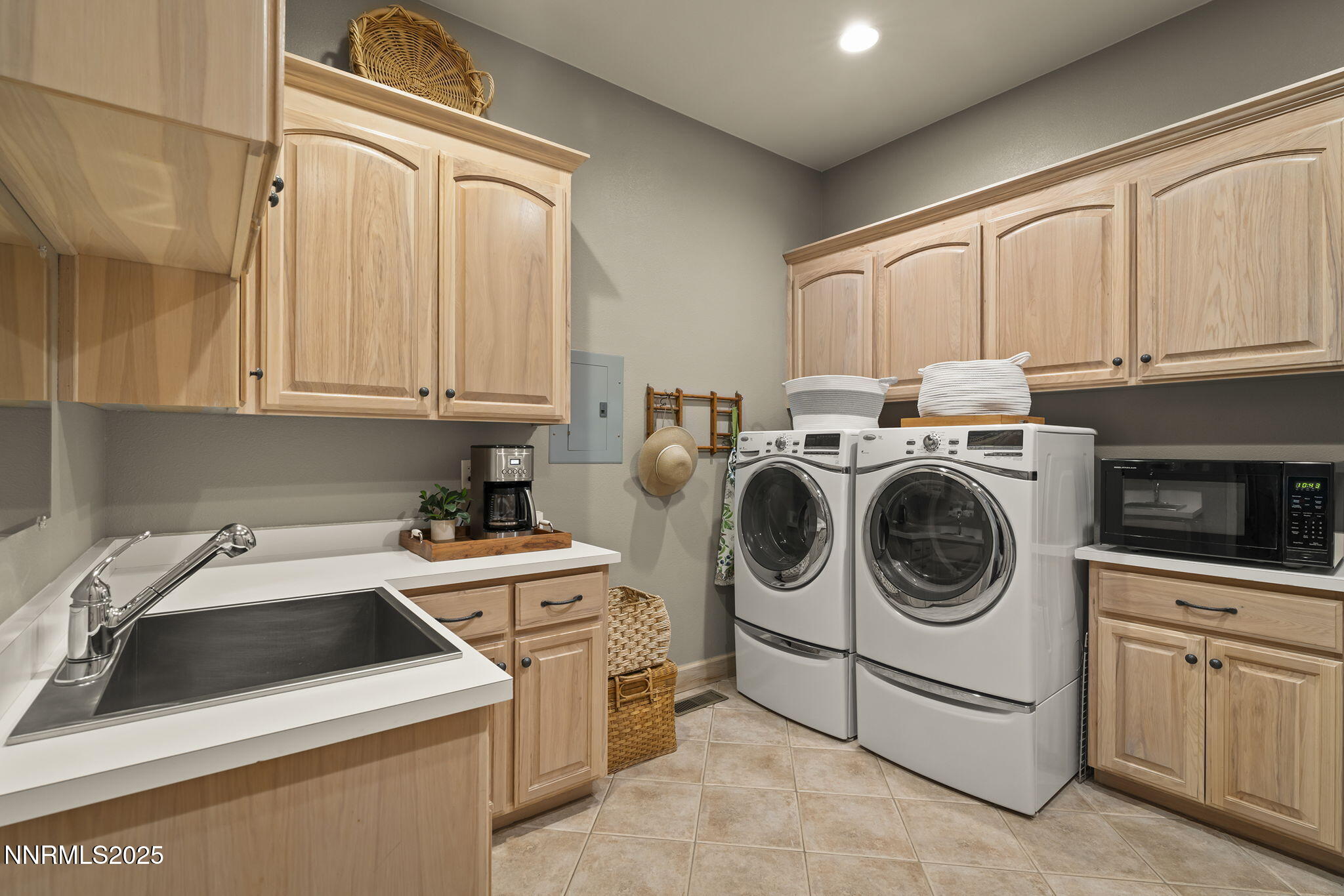 1690 Green Ash Drive