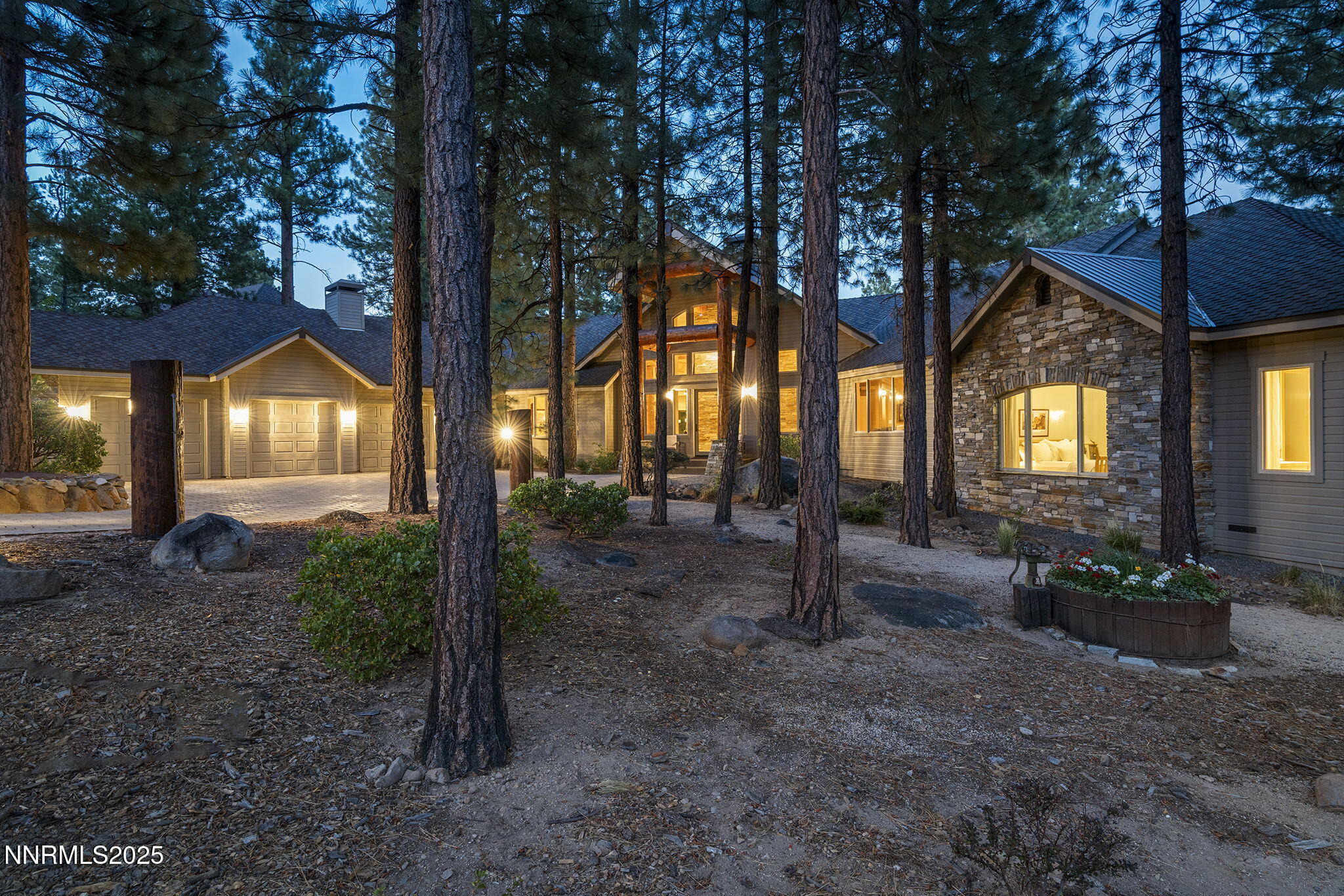 1690 Green Ash Drive