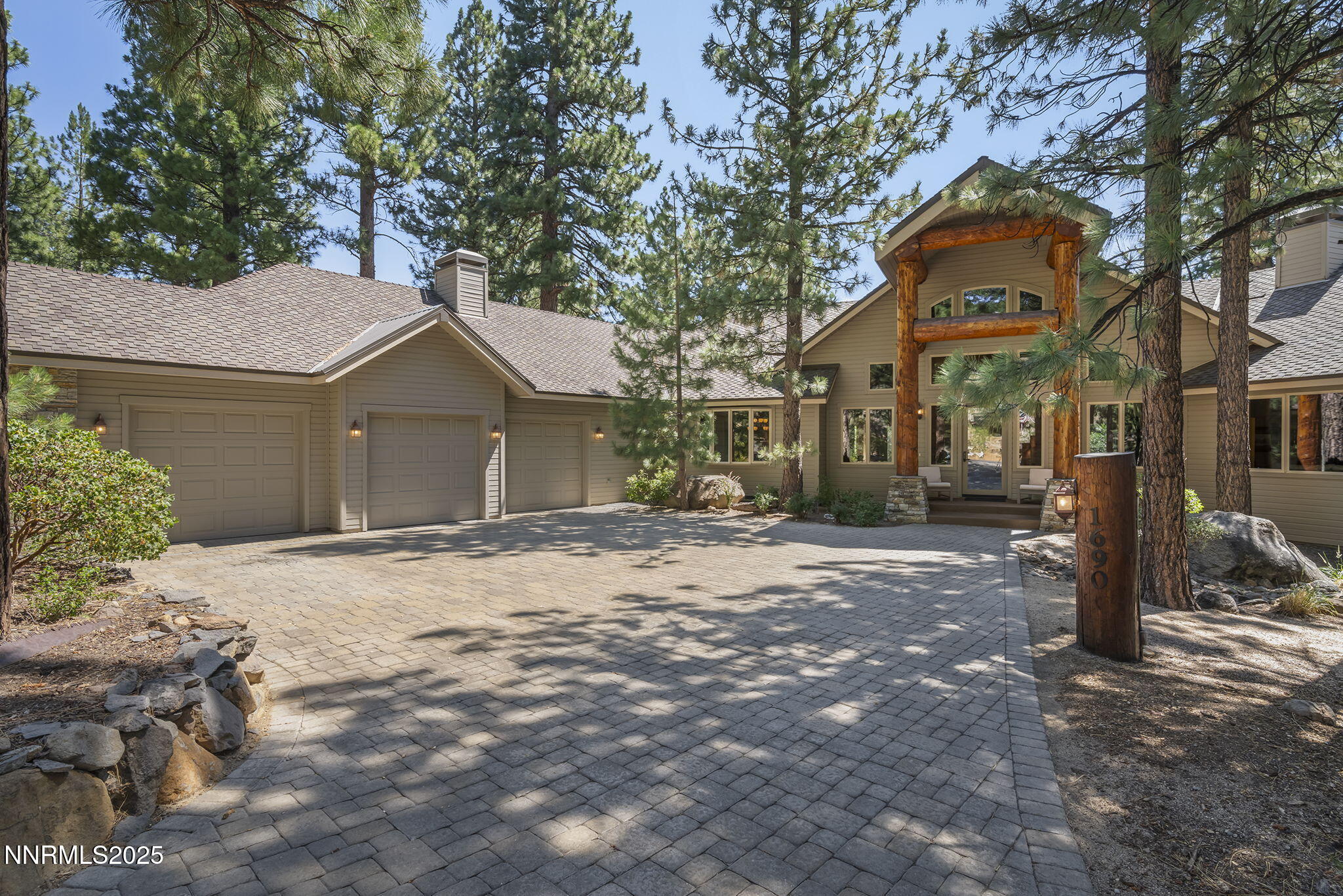 1690 Green Ash Drive