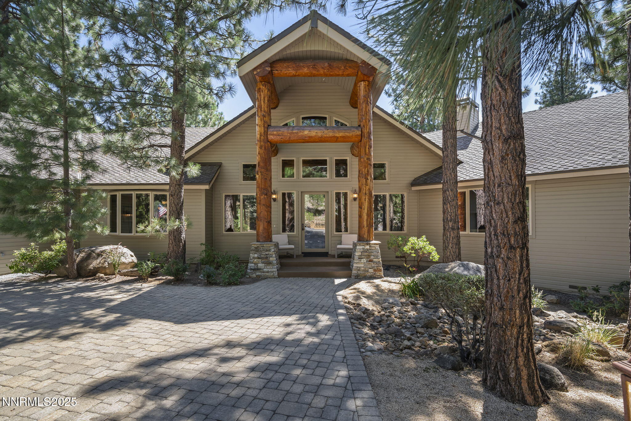 1690 Green Ash Drive