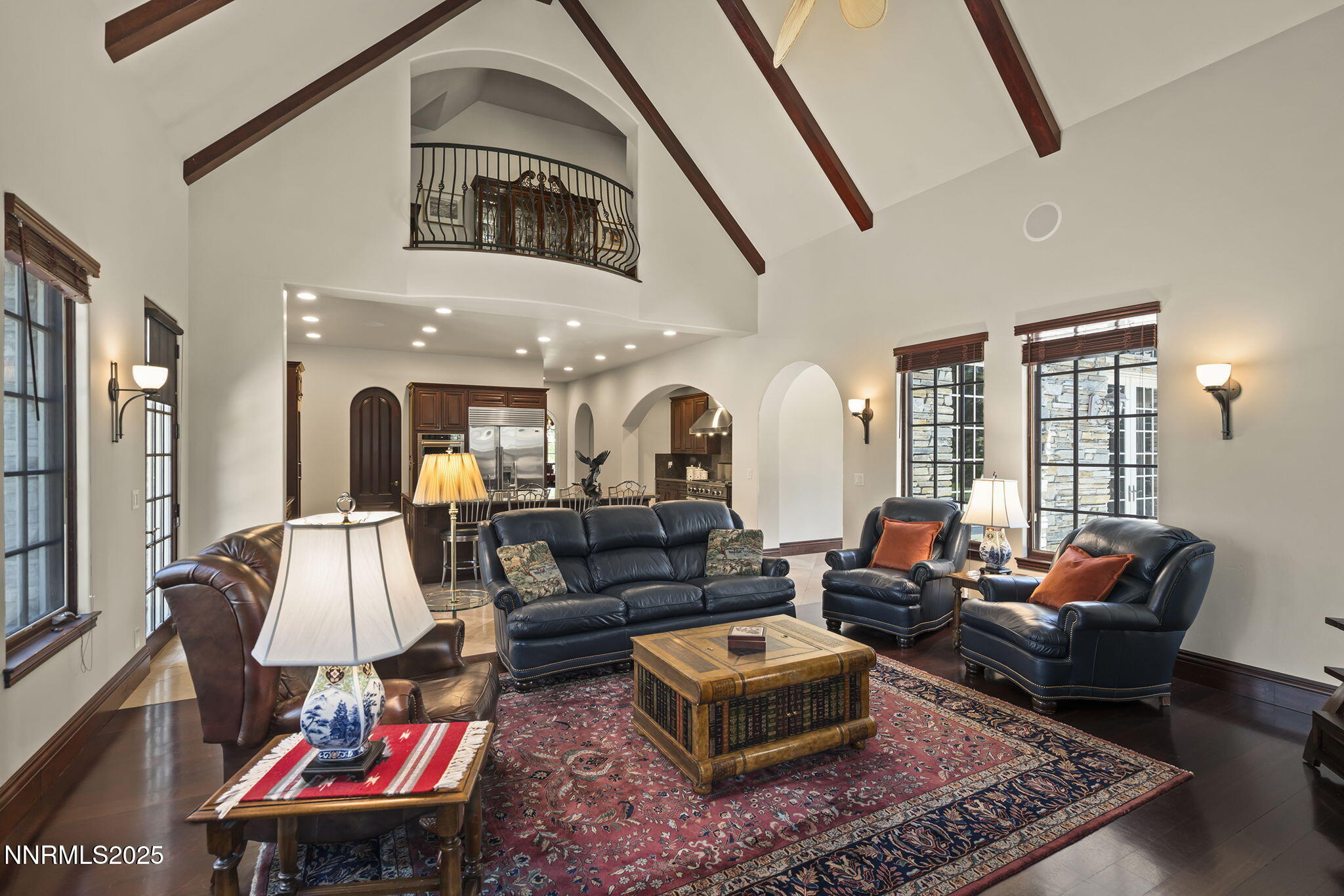 8741 Lakeside Drive
