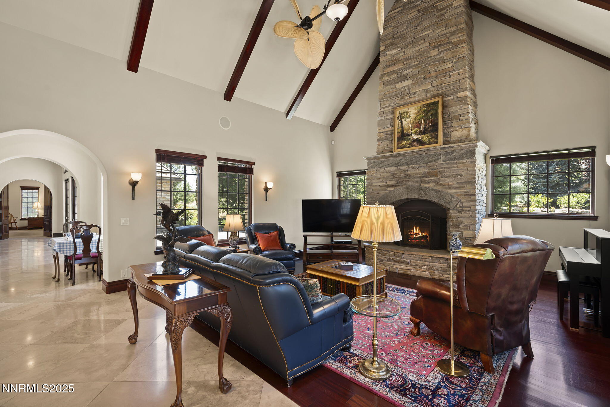 8741 Lakeside Drive