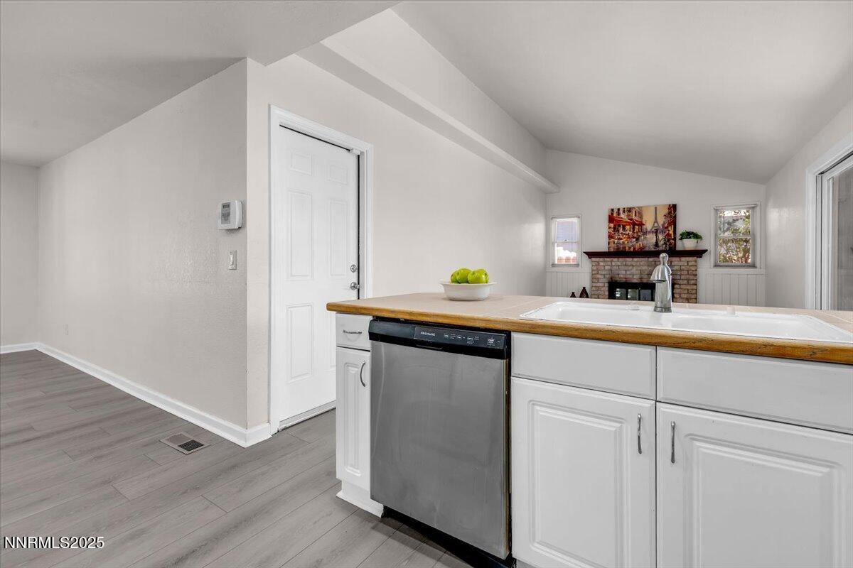 4400 Sierra Madre Drive