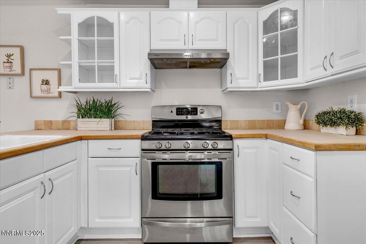 4400 Sierra Madre Drive