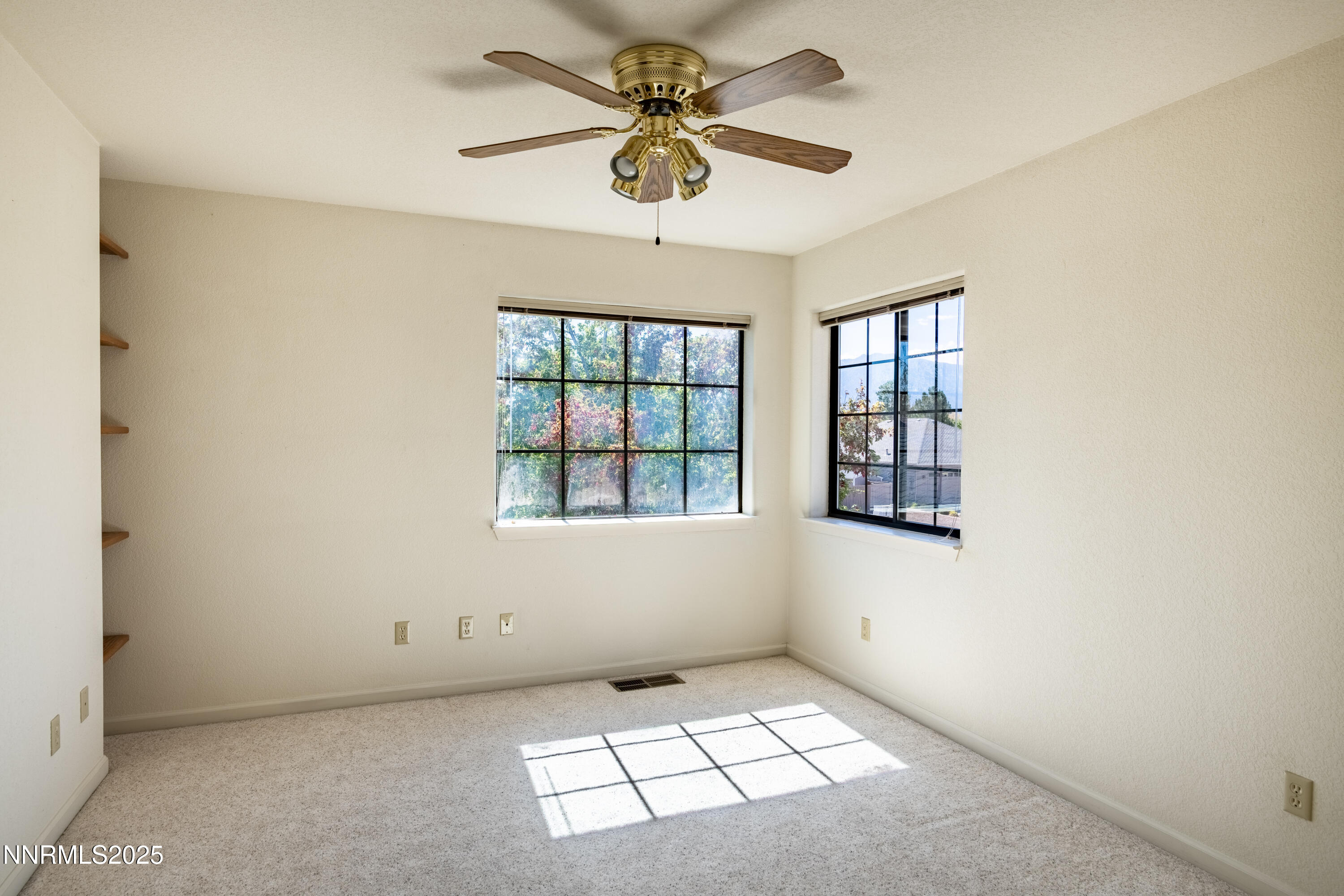 1208 Pleasantview Drive