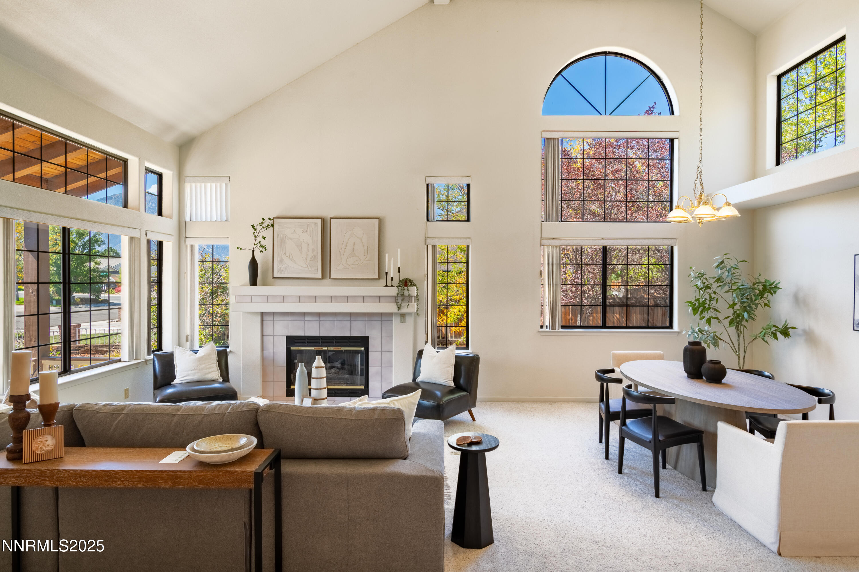 1208 Pleasantview Drive