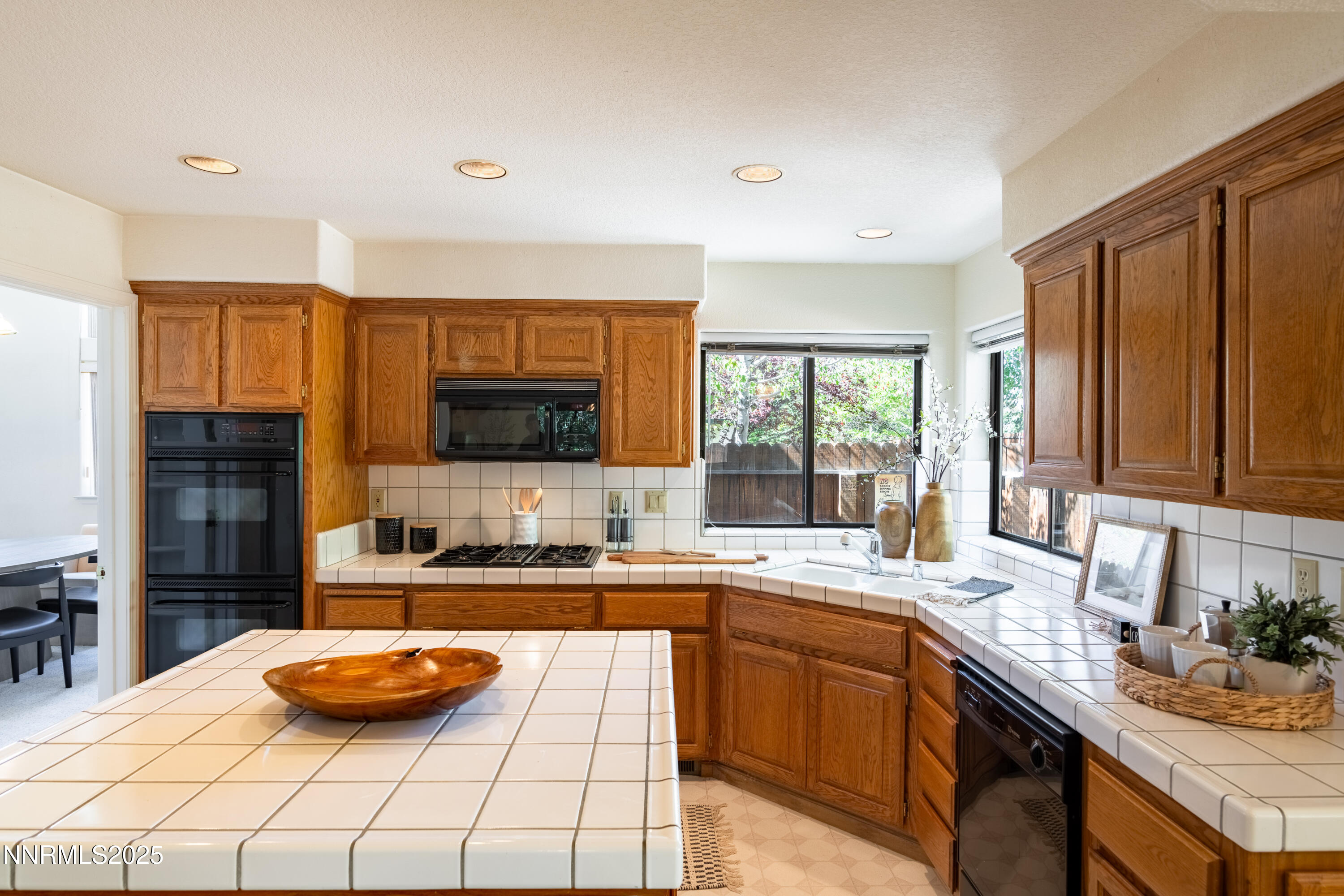 1208 Pleasantview Drive