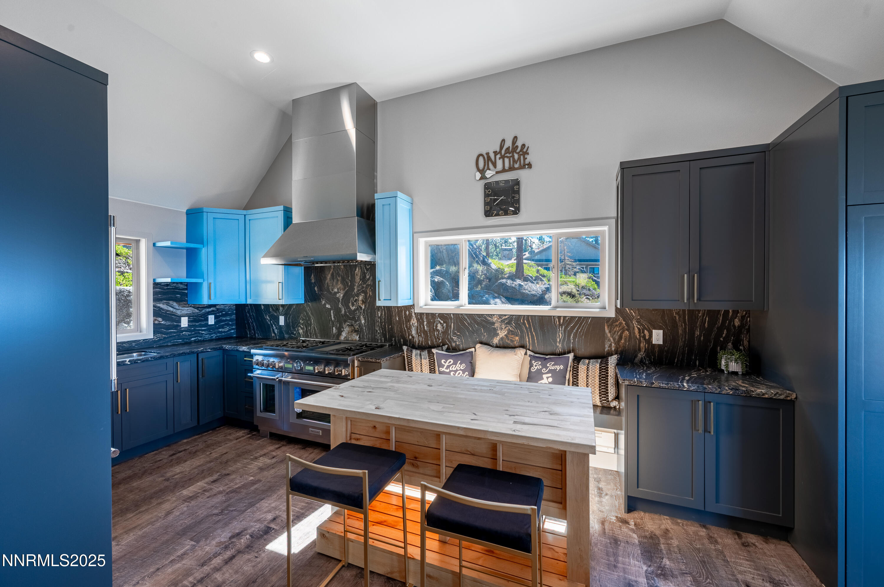 1146 Hwy 50, Glenbrook