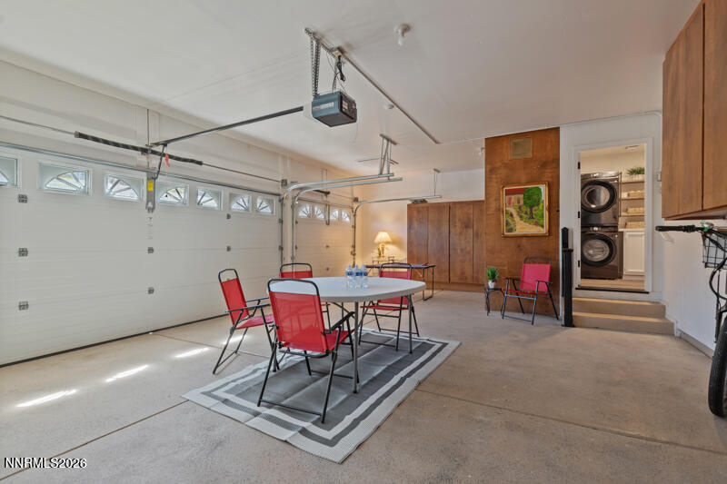 6128 Carriage House Way