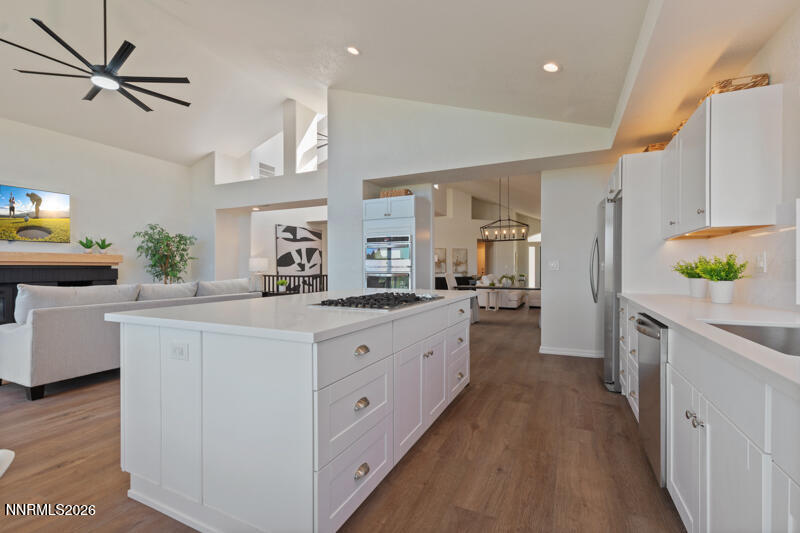 6128 Carriage House Way