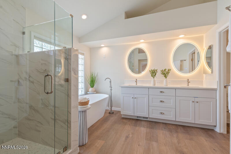 6128 Carriage House Way