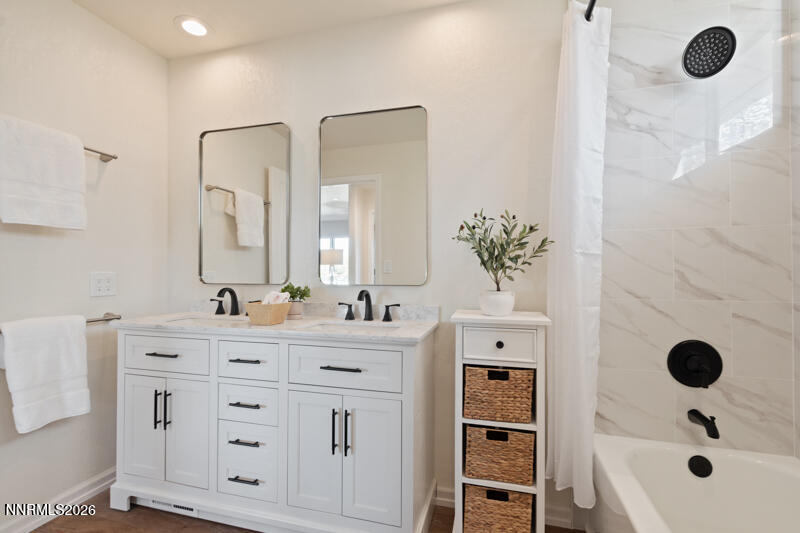 6128 Carriage House Way