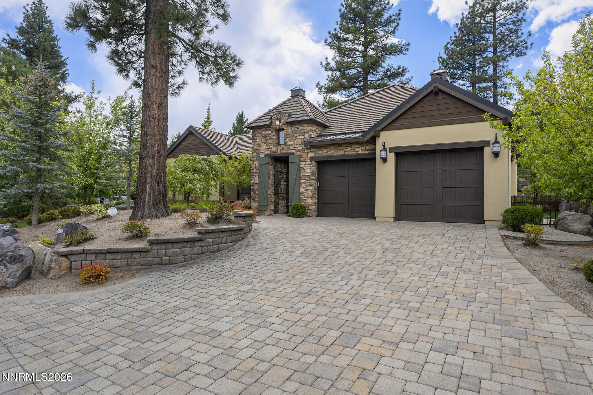 20705 Parc Forêt Drive