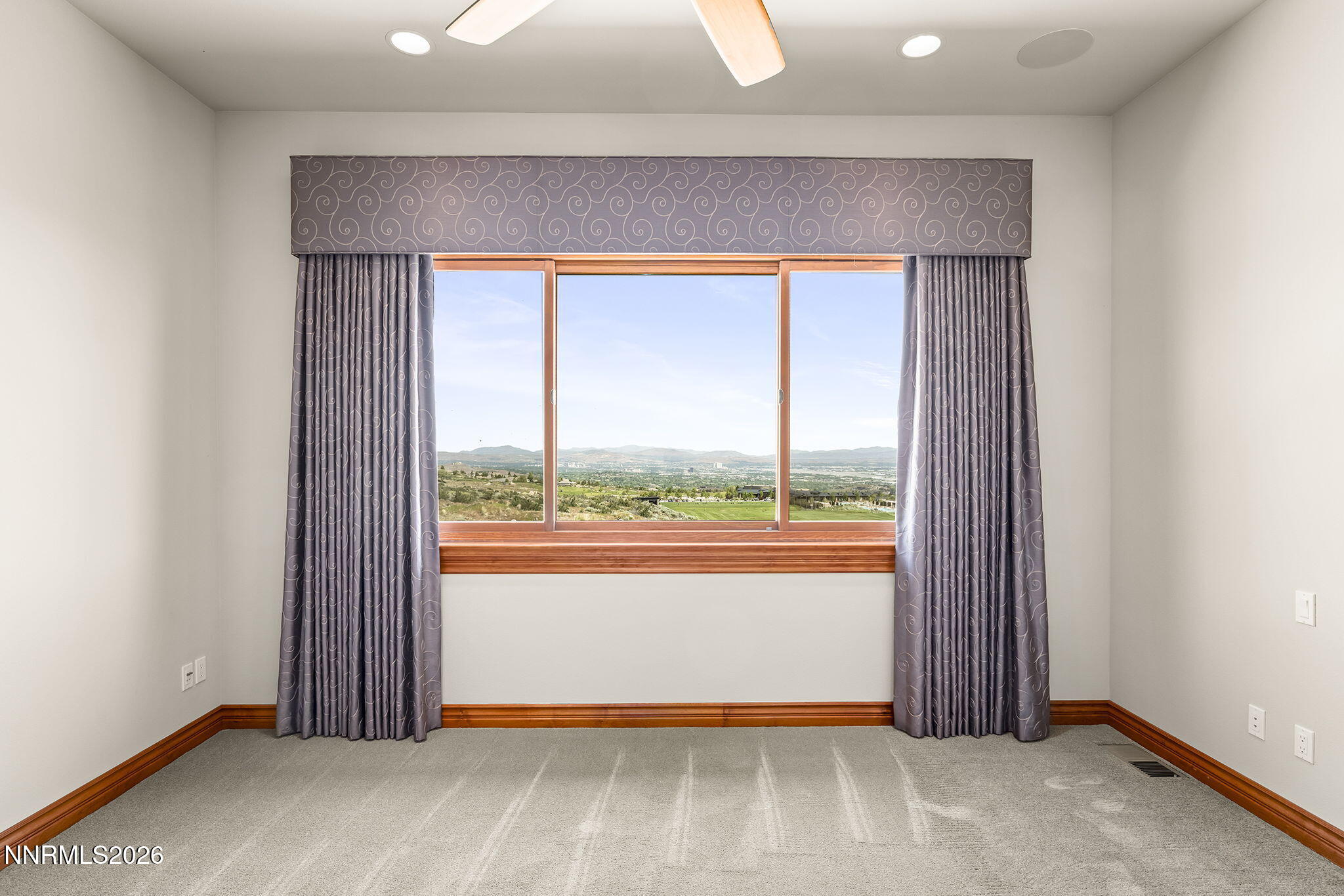 10231 Zuni Ridge Trail