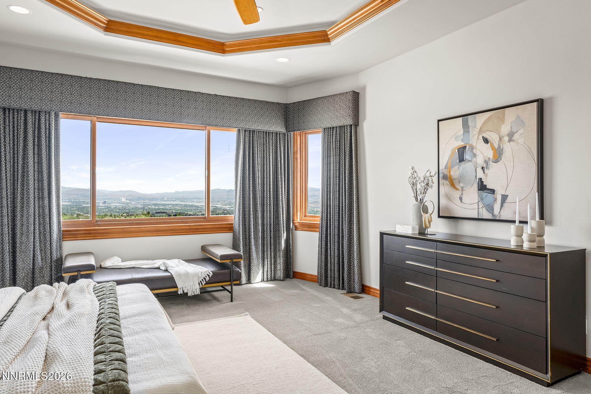 10231 Zuni Ridge Trail