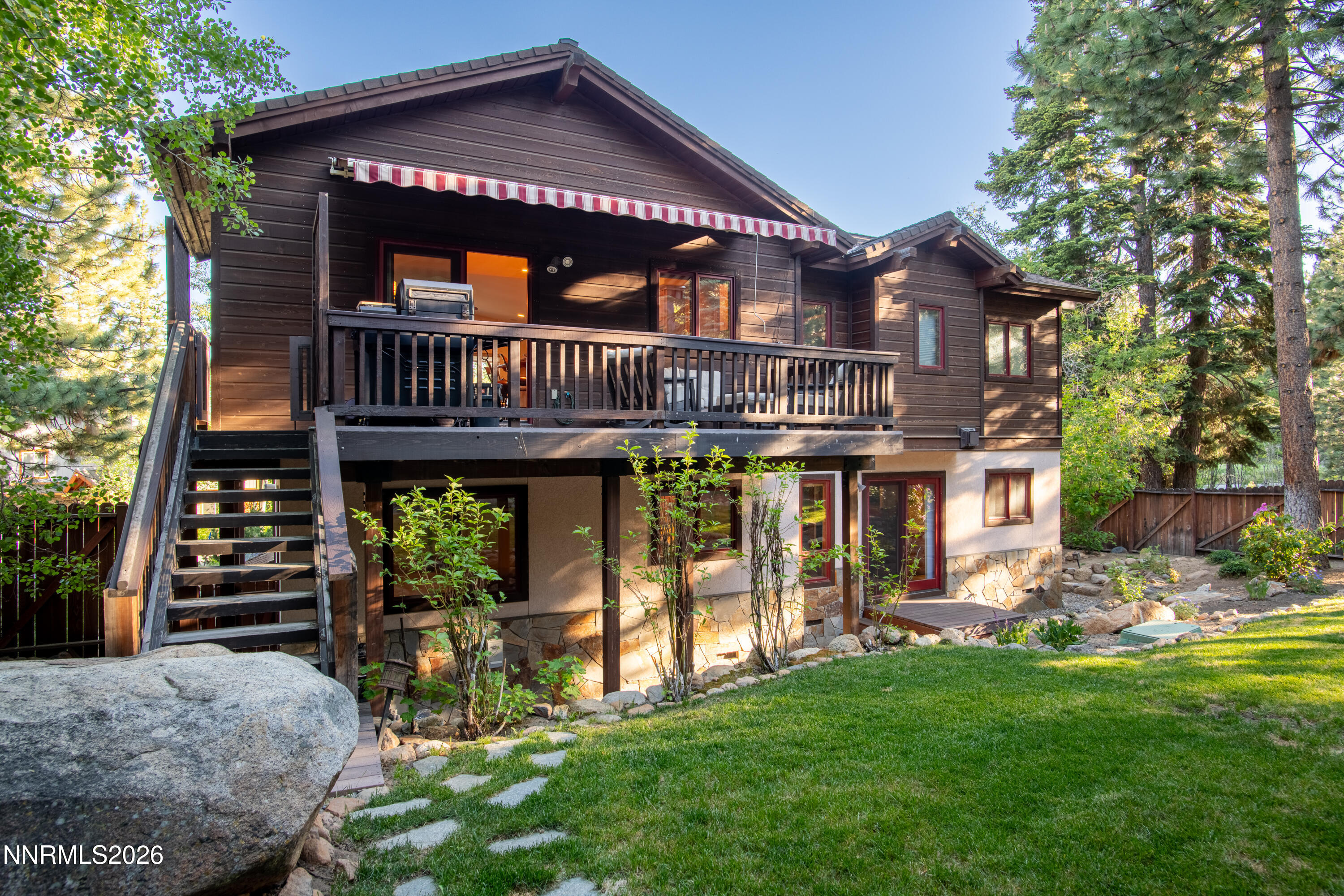 968 Granite Court