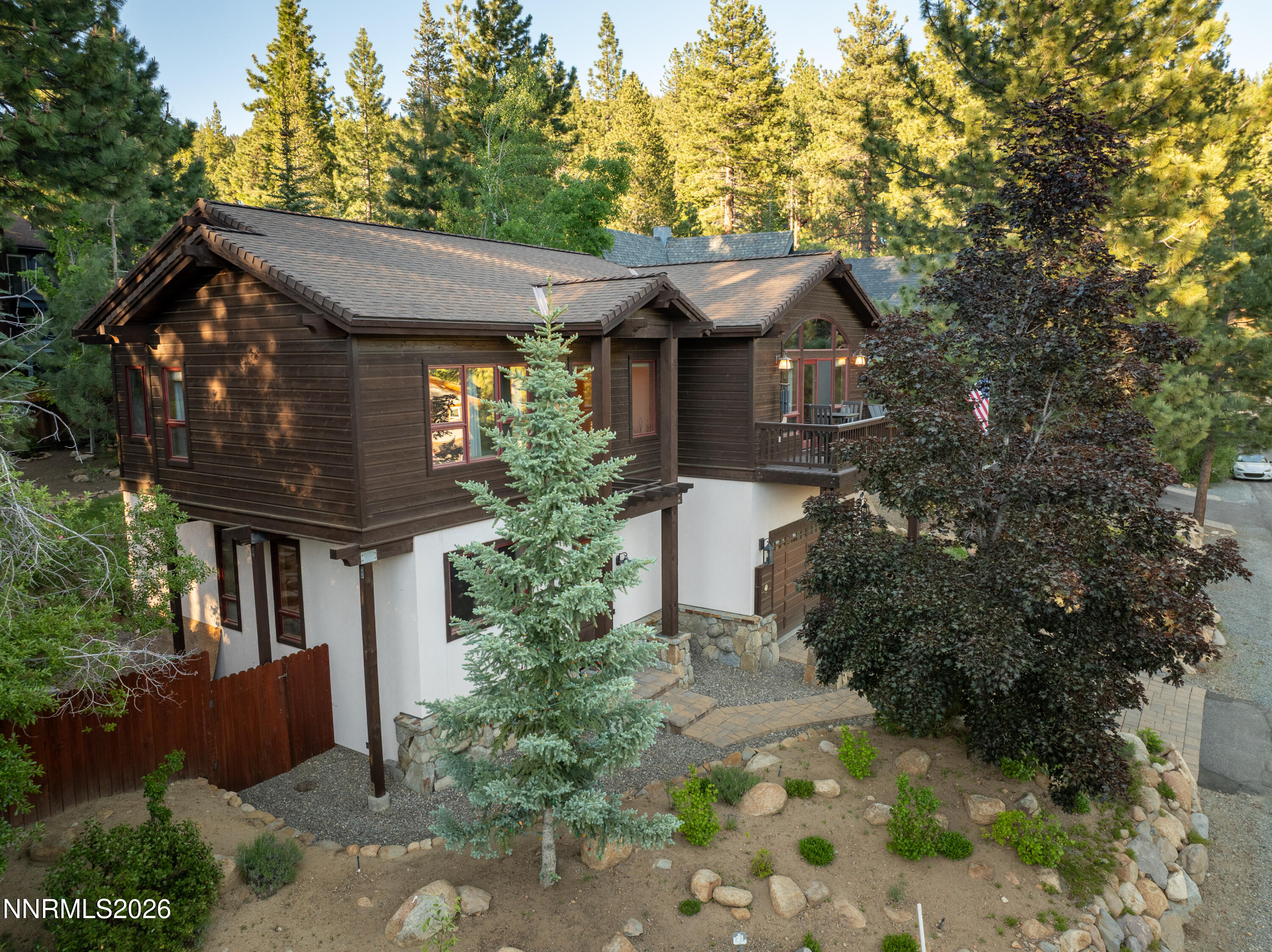 968 Granite Court
