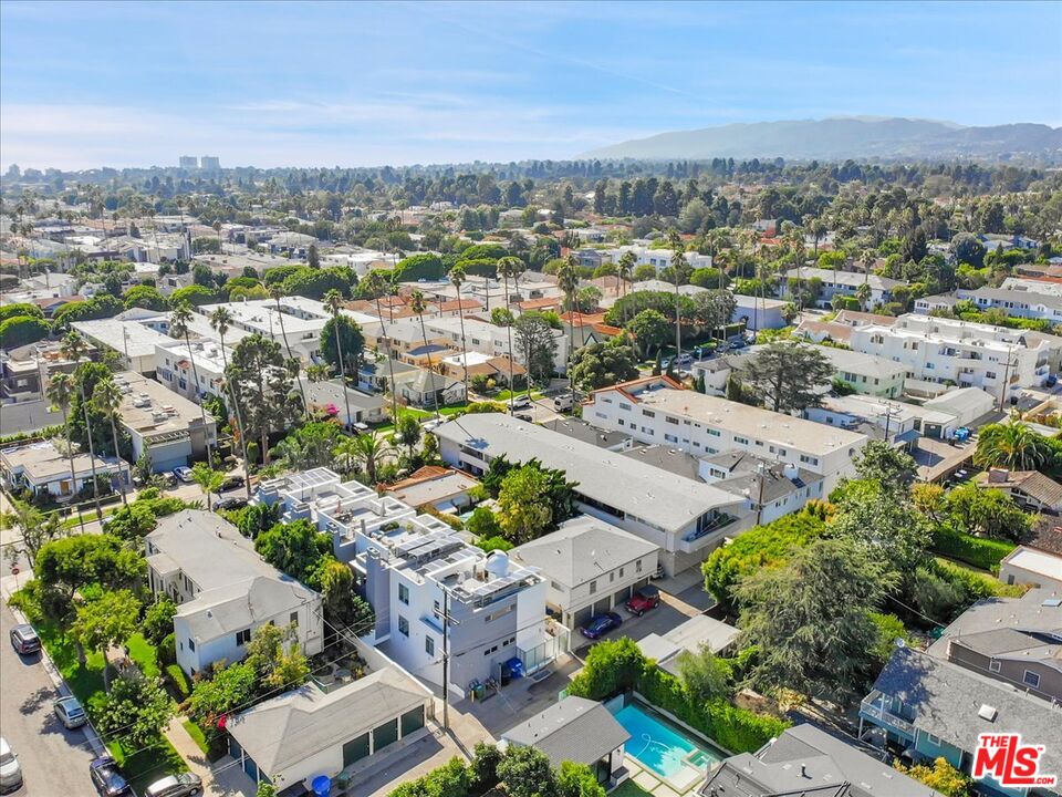 853 21st St Unit: 102