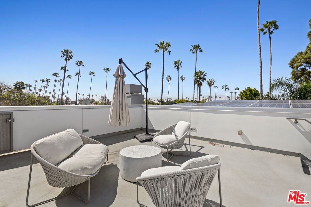 853 21st St Unit: 102