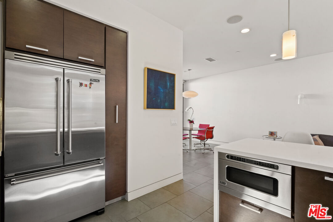 853 21st St Unit: 102
