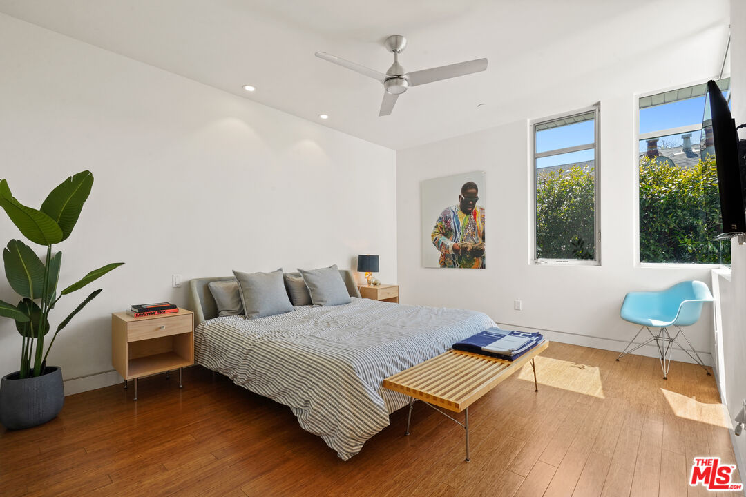 853 21st St Unit: 102