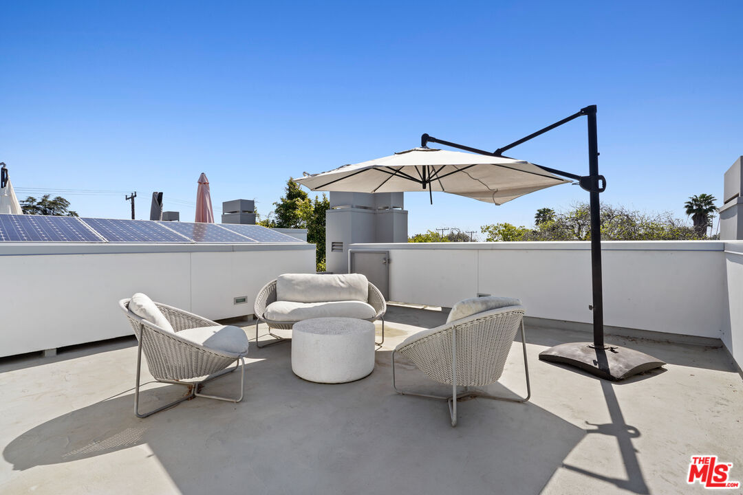 853 21st St Unit: 102